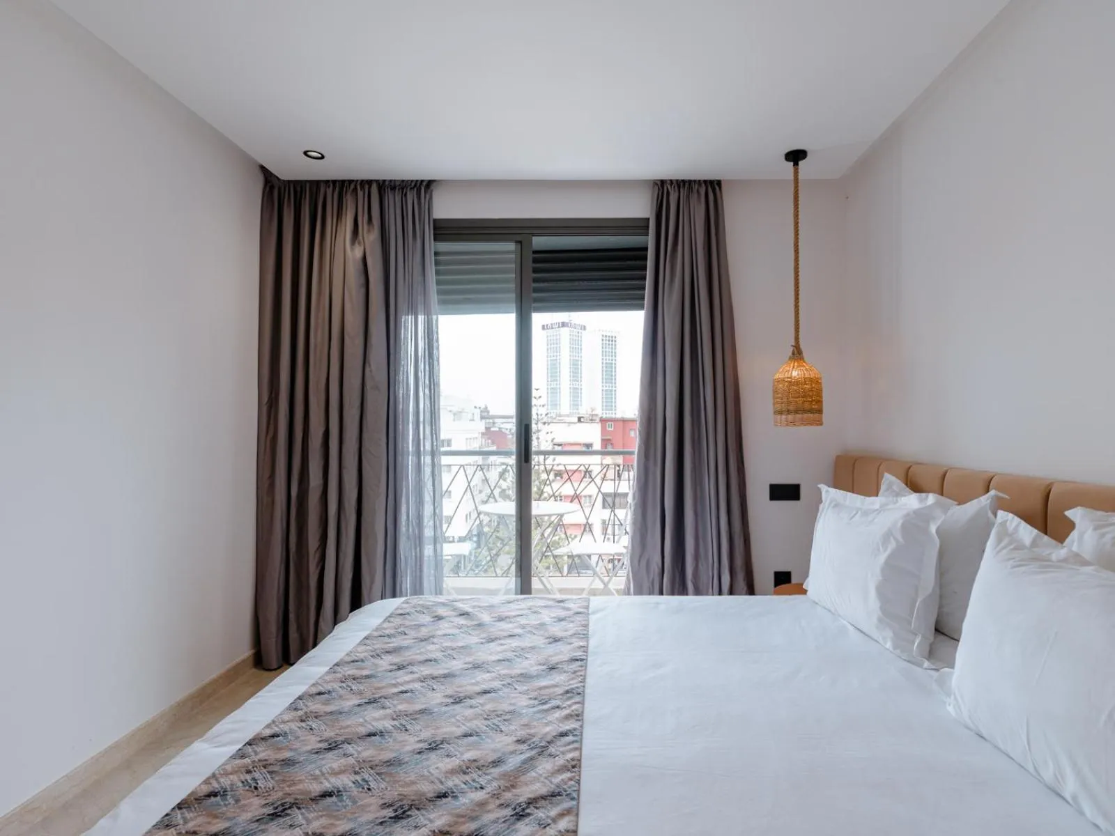 Bed in Spinoza House Appart Hôtel