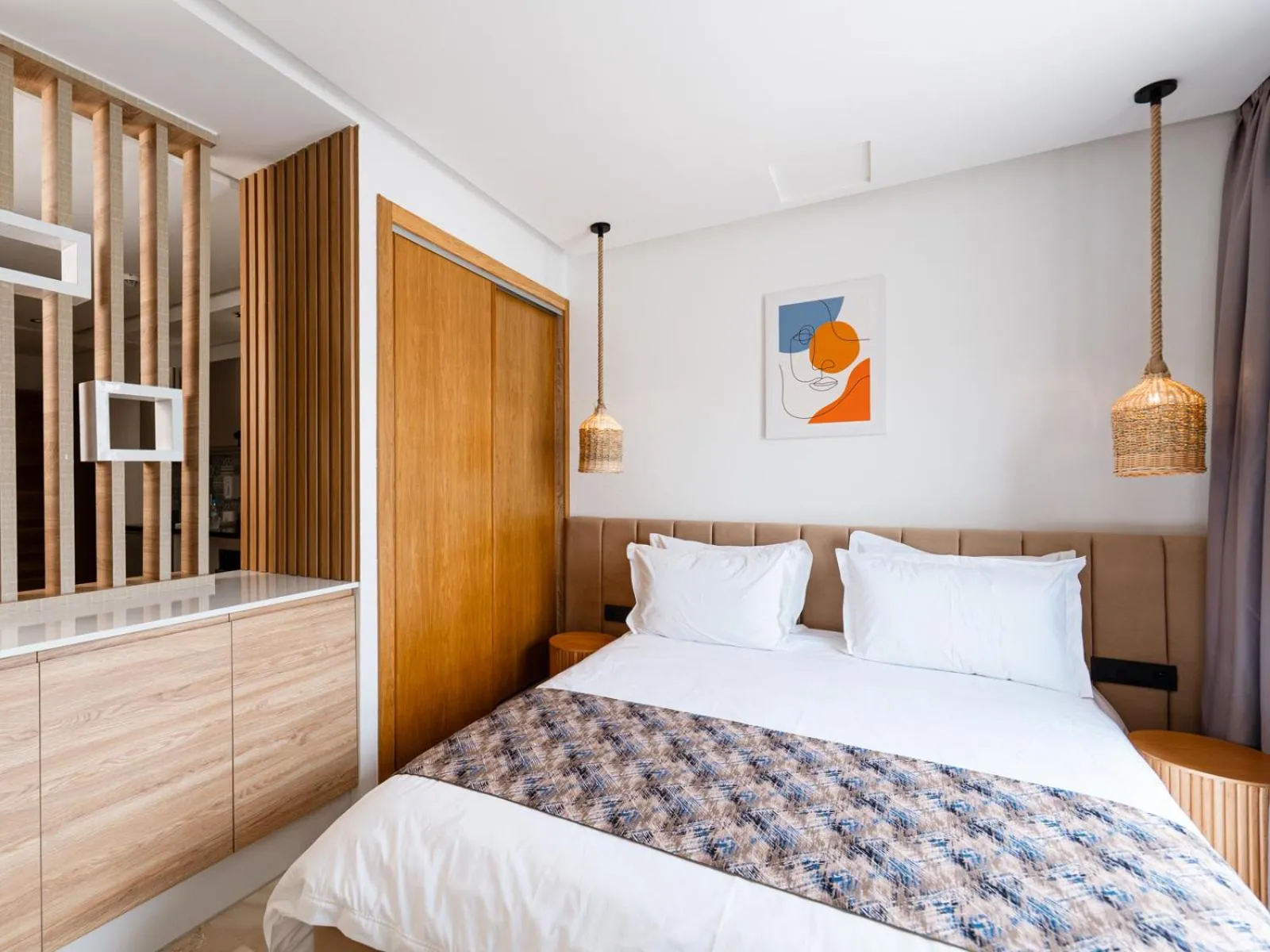 Bed in Spinoza House Appart Hôtel