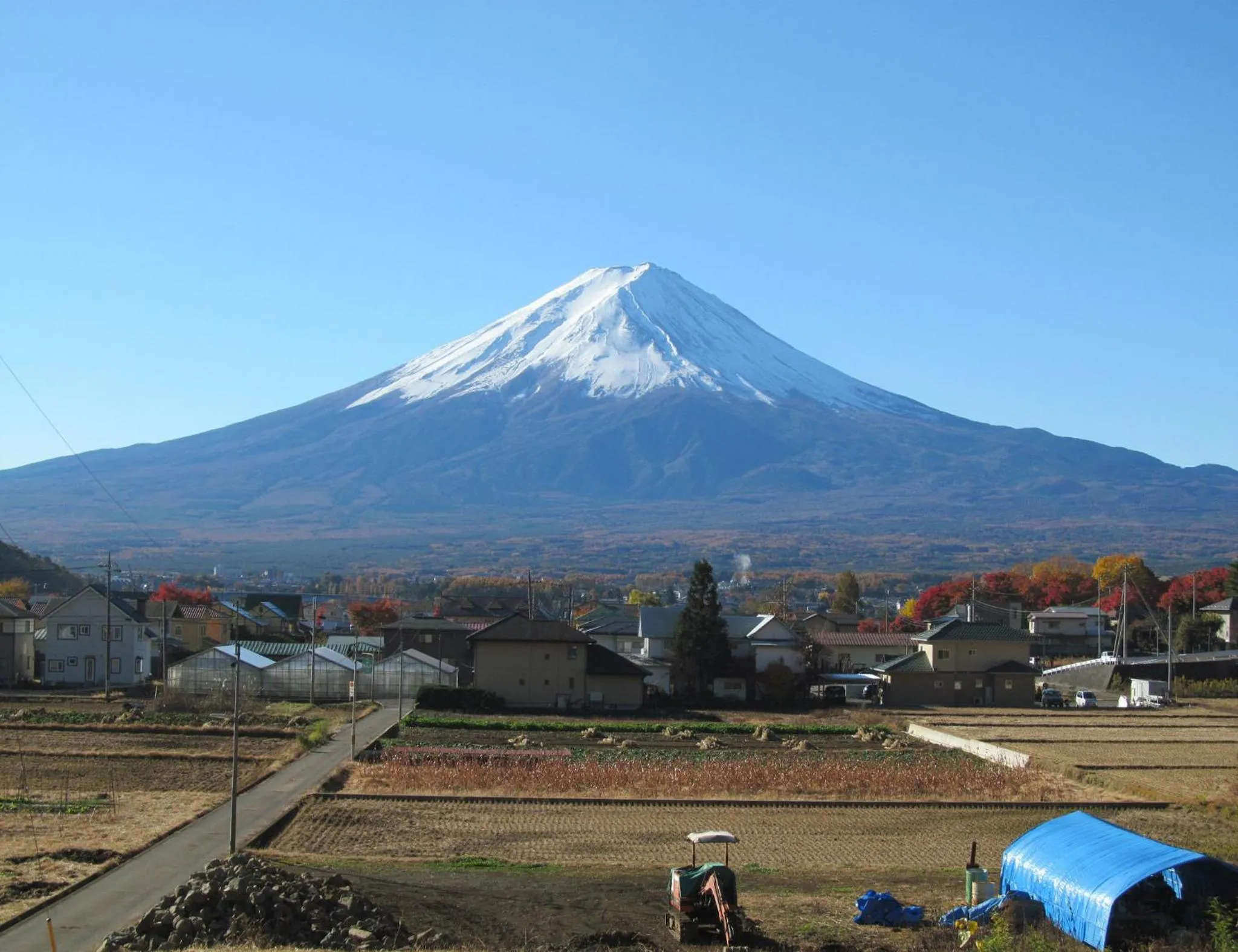 Nearby landmark in Orange Cabin Inn far from station