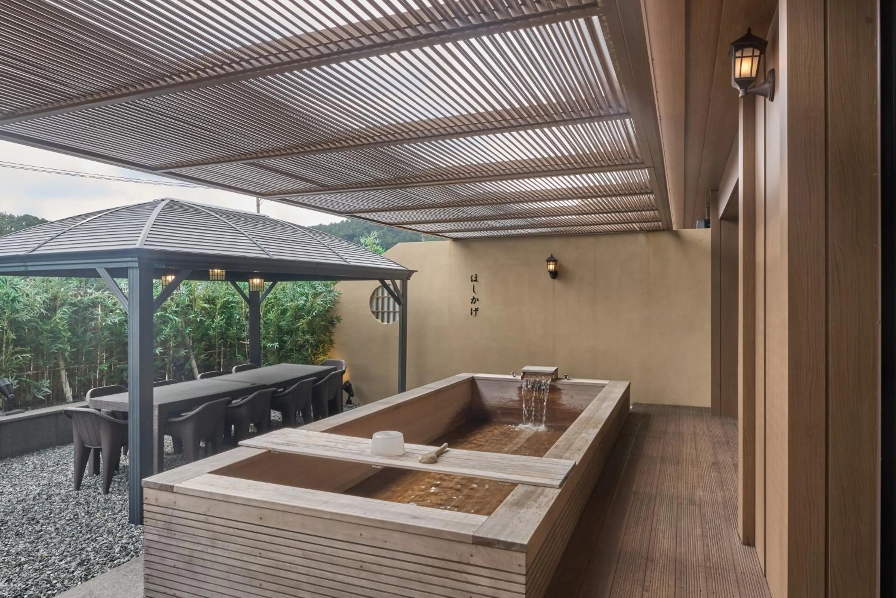 Hot Tub in Hoshikage Ryokan Hotel