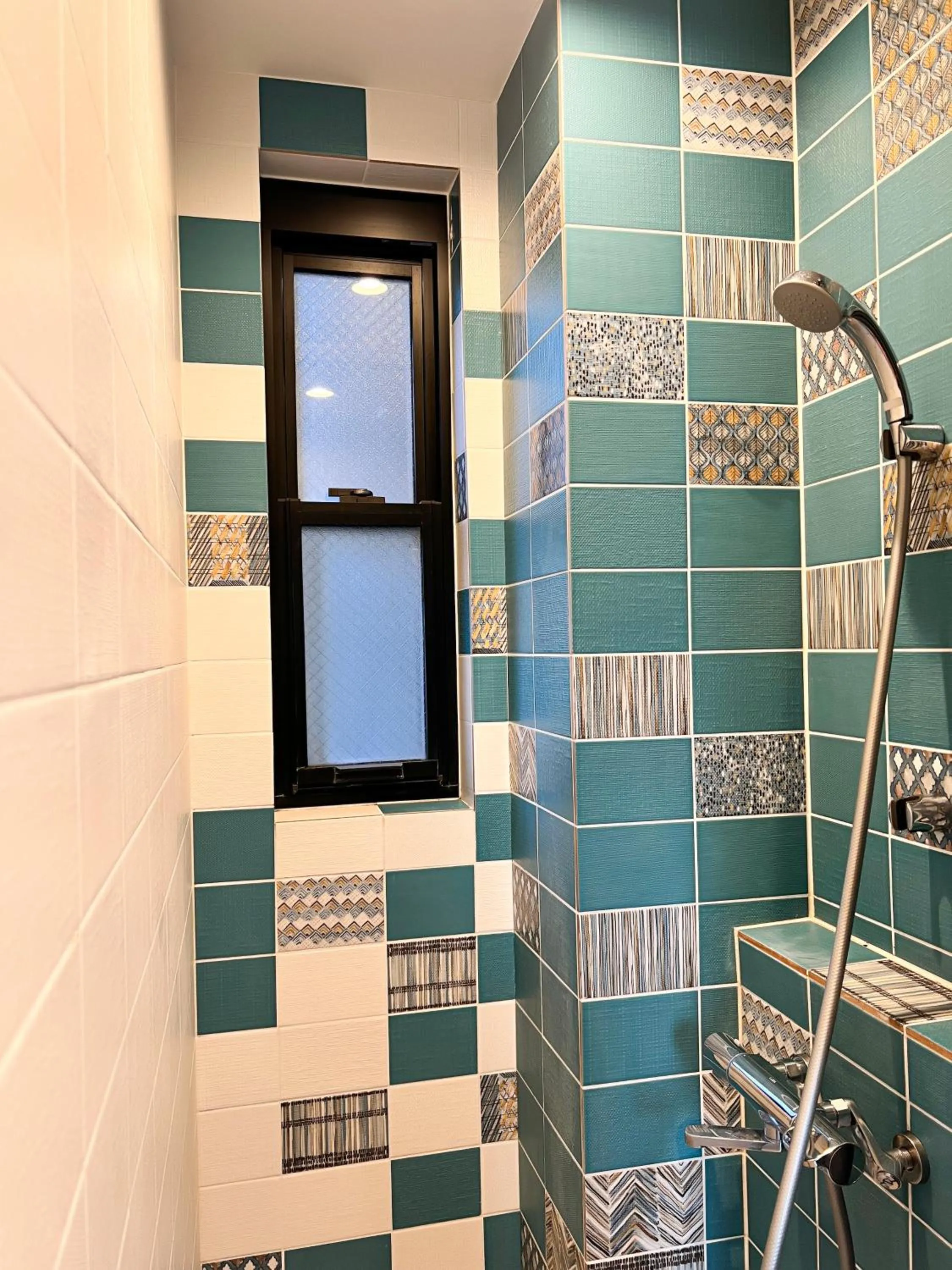 Shower in Hostel Hangout Best Value Near Kuromon Market & Namba