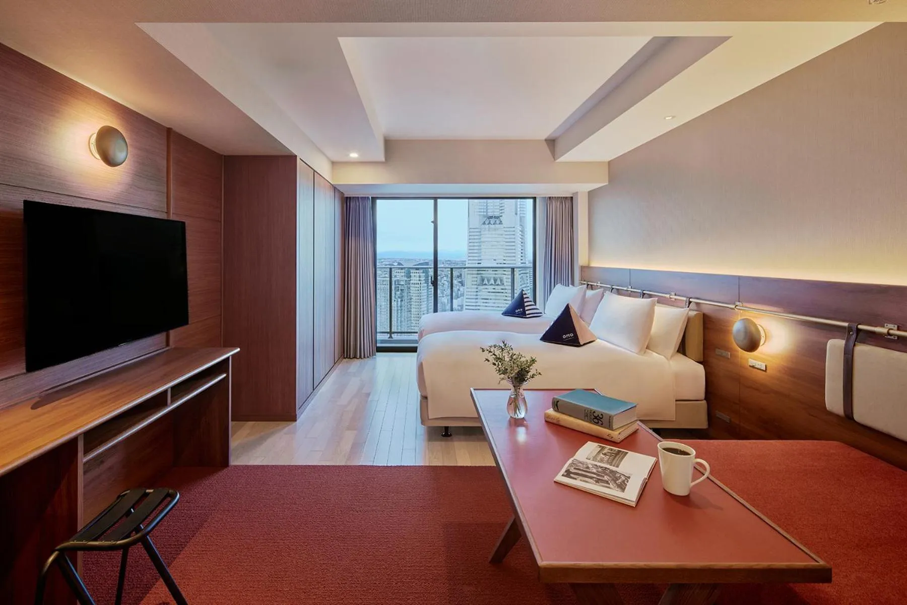 Photo of the whole room in OMO5 Yokohama Bashamichi by Hoshino Resorts