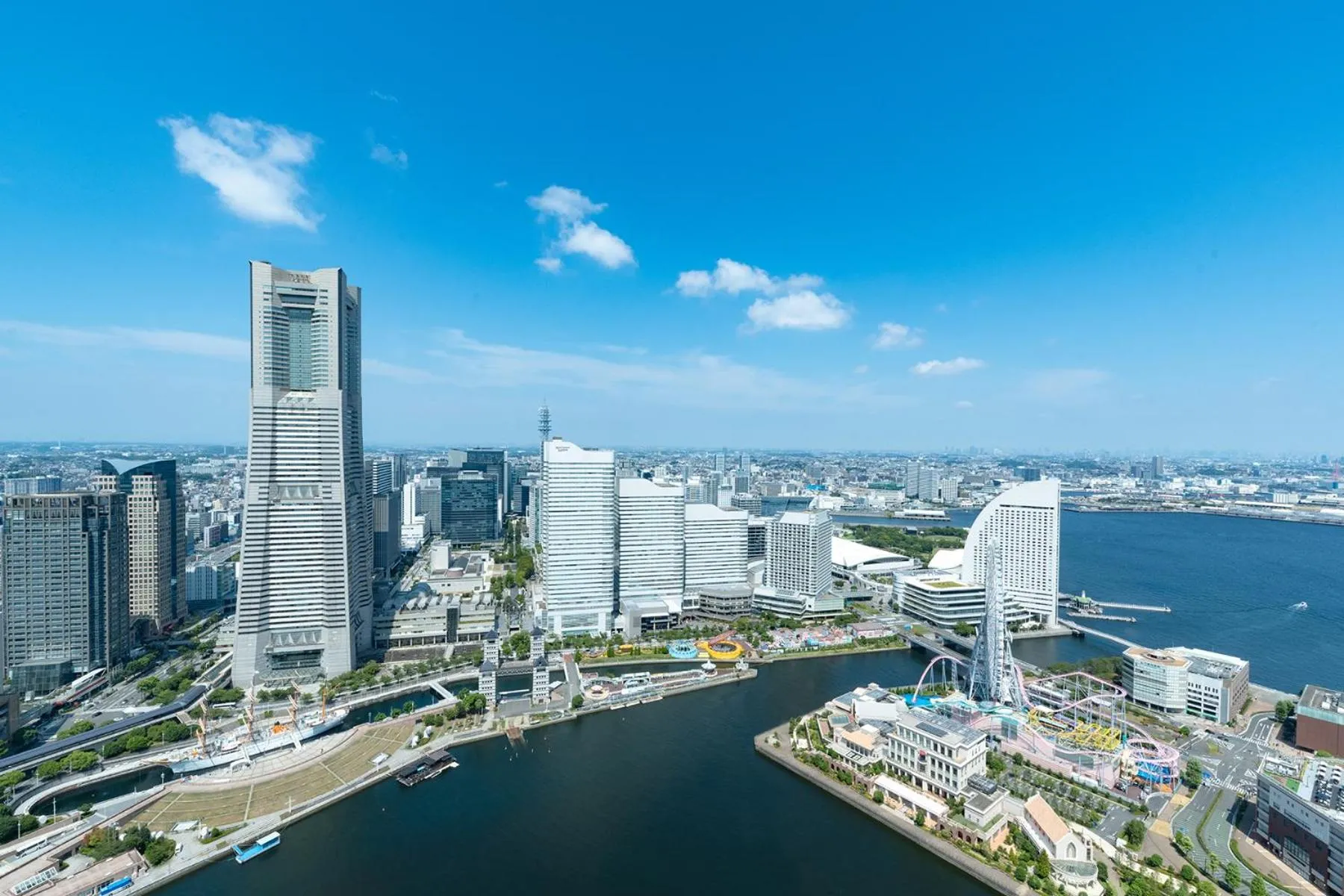 Sea view in OMO5 Yokohama Bashamichi by Hoshino Resorts