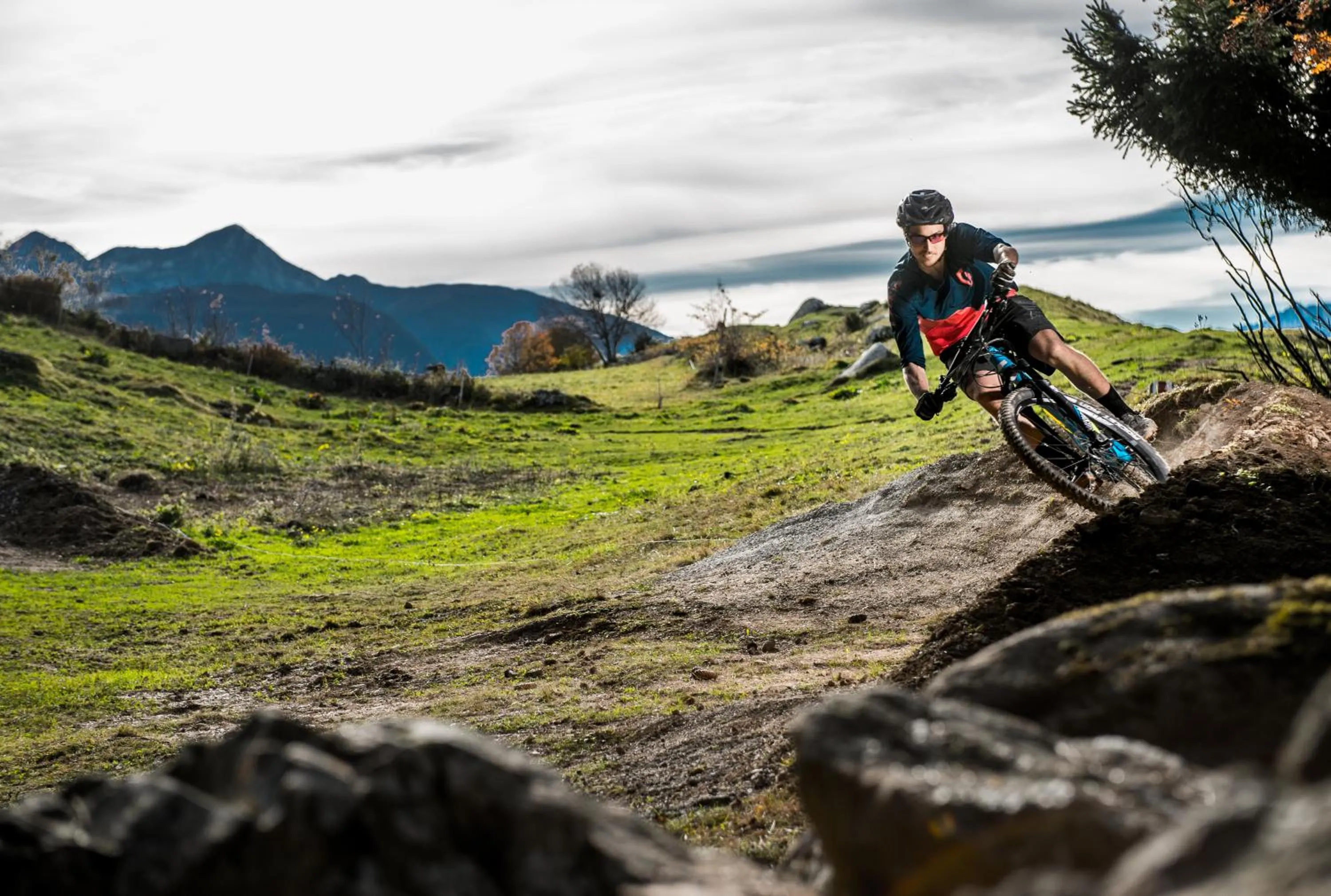 People in Pradas Resort Brigels