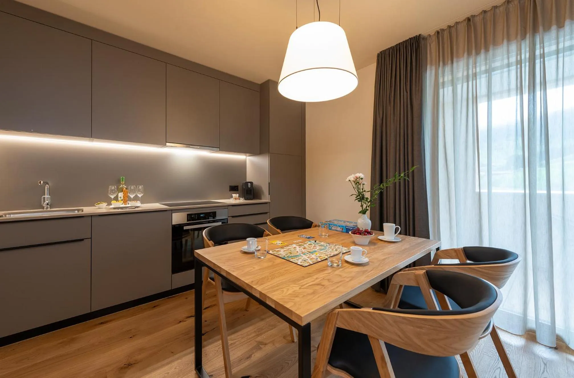 Kitchen or kitchenette in Pradas Resort Brigels