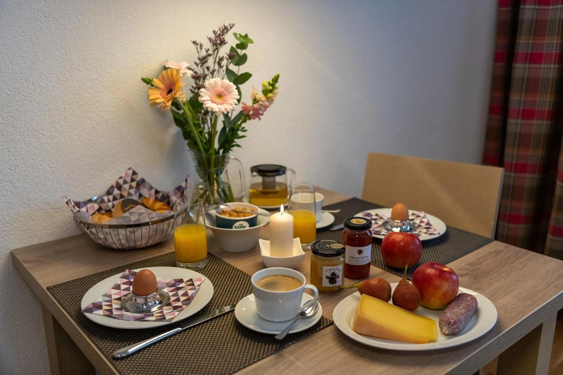 Breakfast in Pradas Resort Brigels