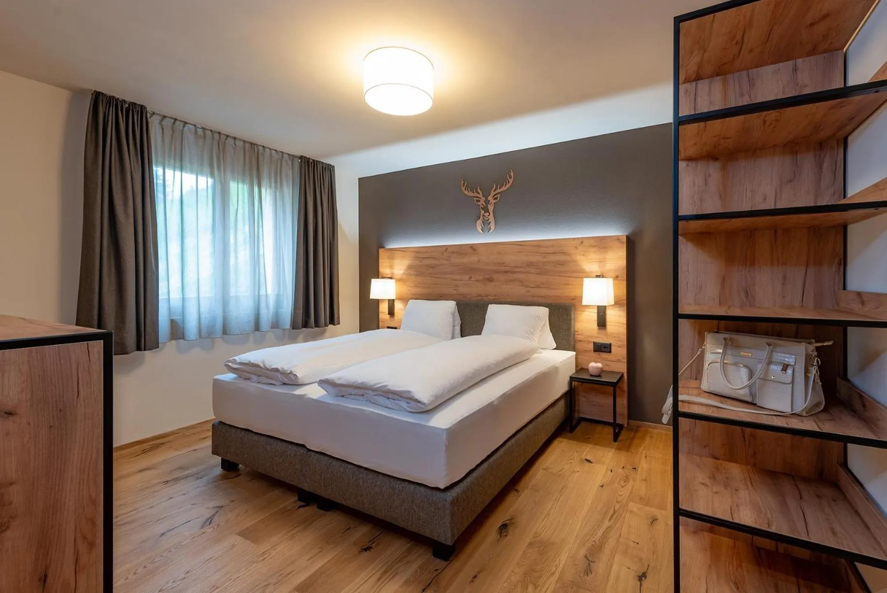 Bed in Pradas Resort Brigels