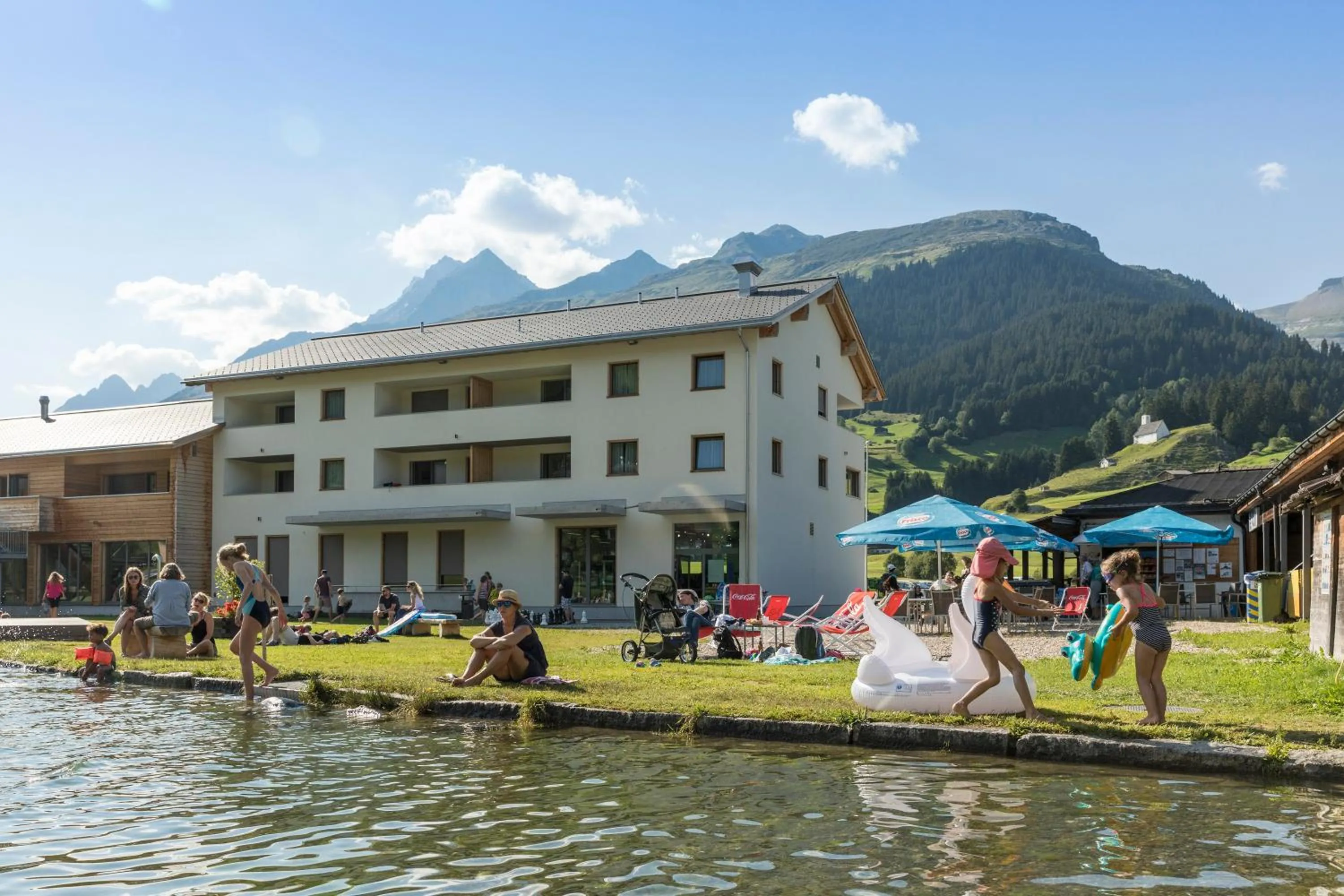 Property building in Pradas Resort Brigels