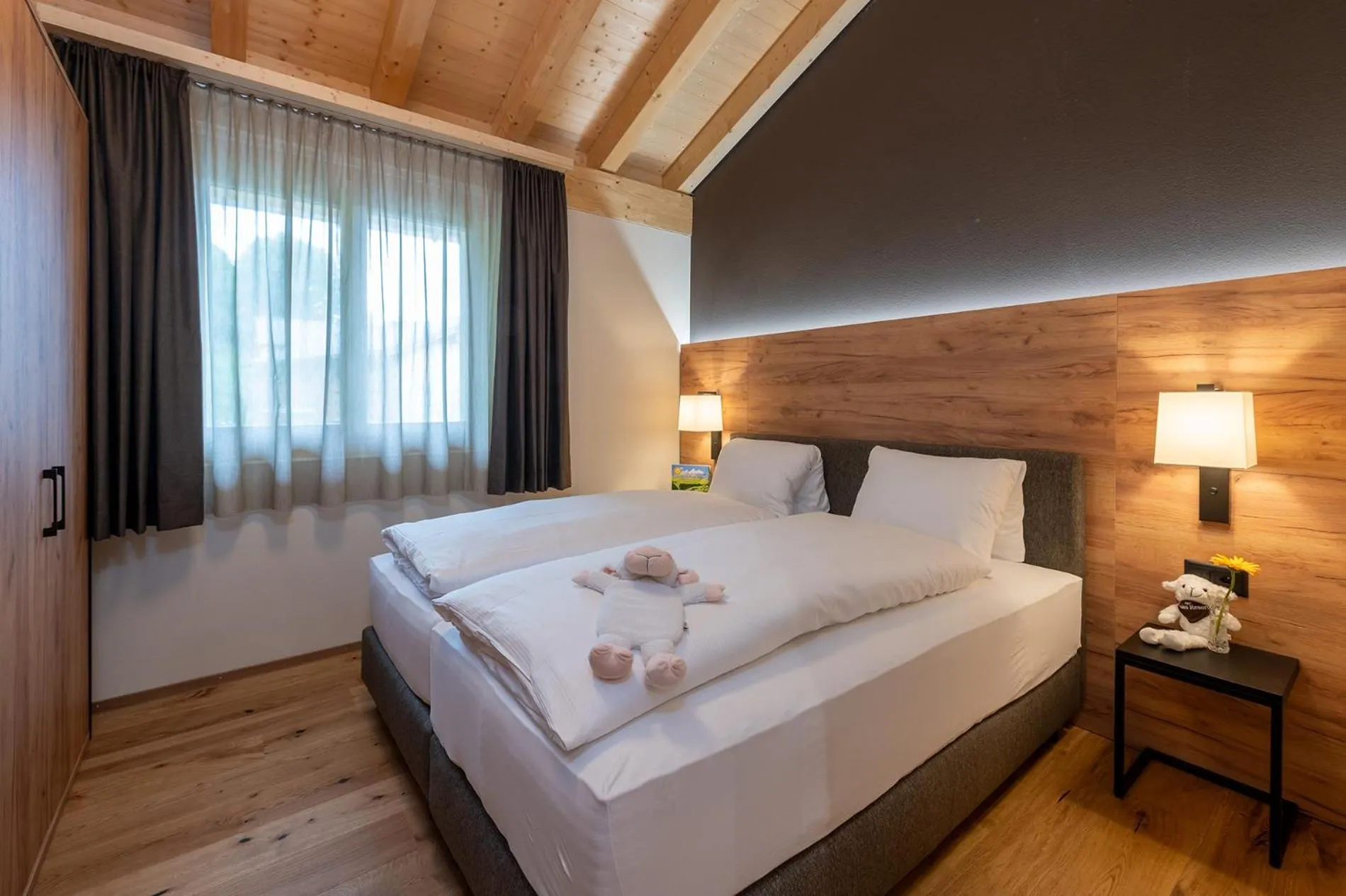 Bed in Pradas Resort Brigels