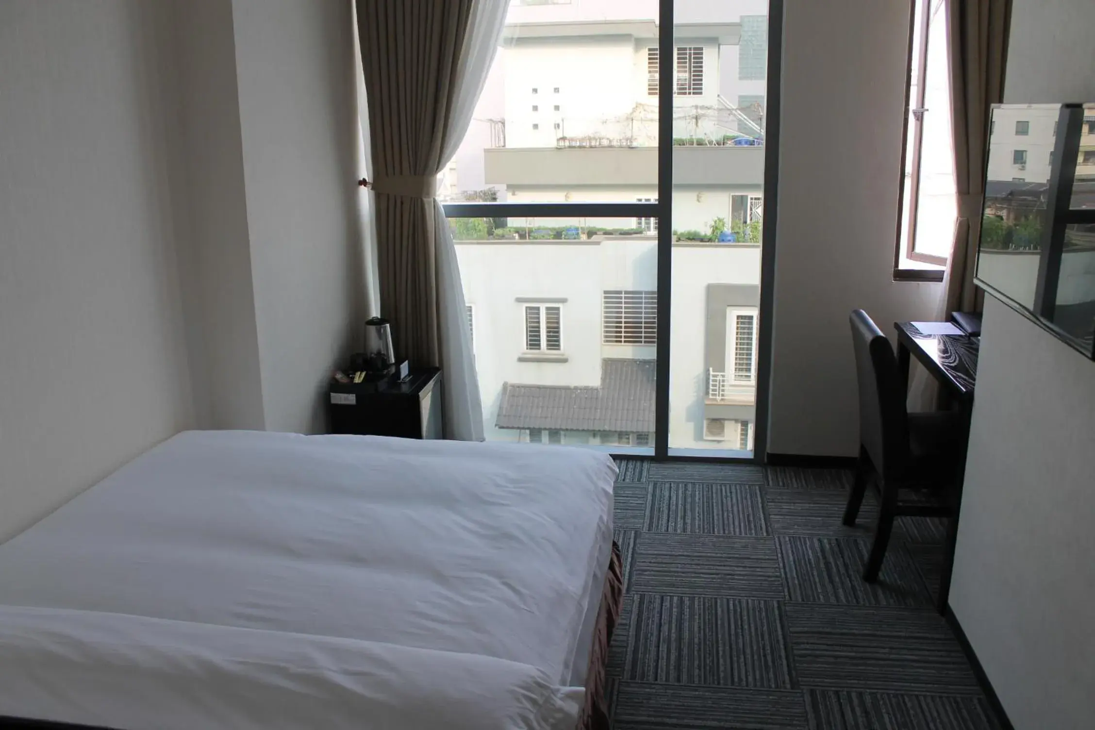 Standard Room - single occupancy - Smoking in Sakura Hotel 2 Standard Room - single occupancy - Smoking in Sakura Hotel 2