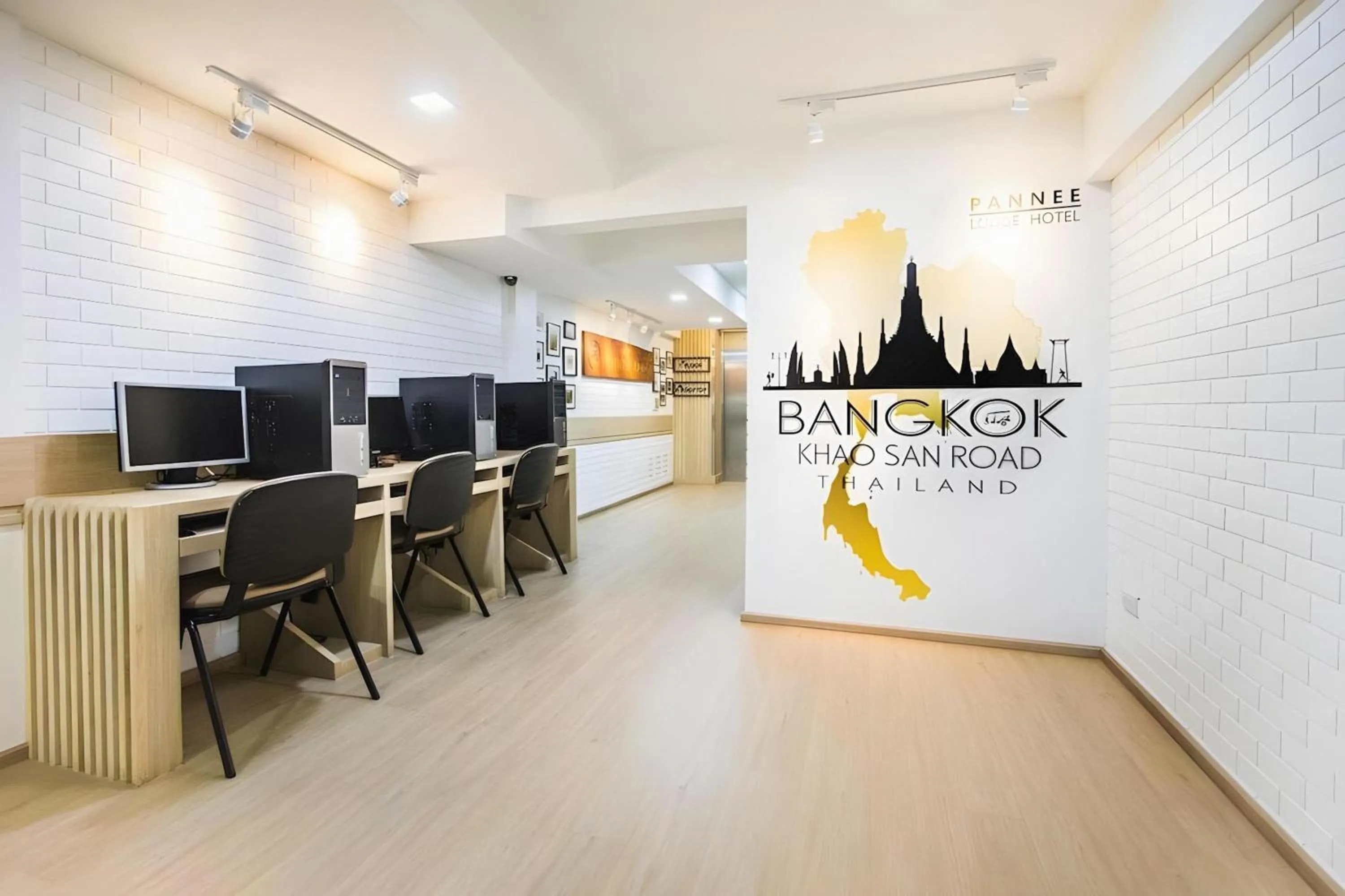 Lobby or reception in Pannee Lodge Khaosan - SHA Plus