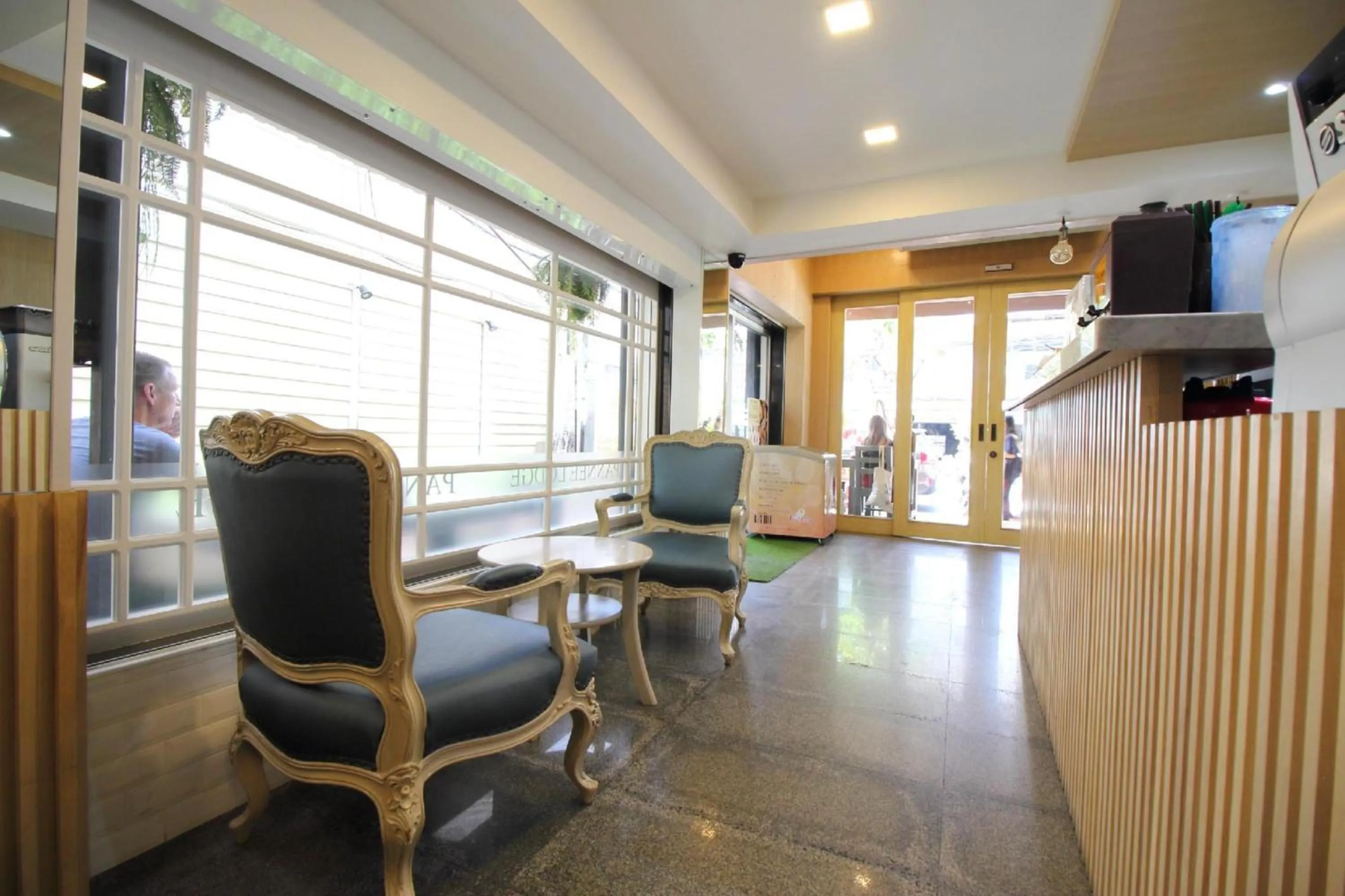 Seating area in Pannee Lodge Khaosan - SHA Plus