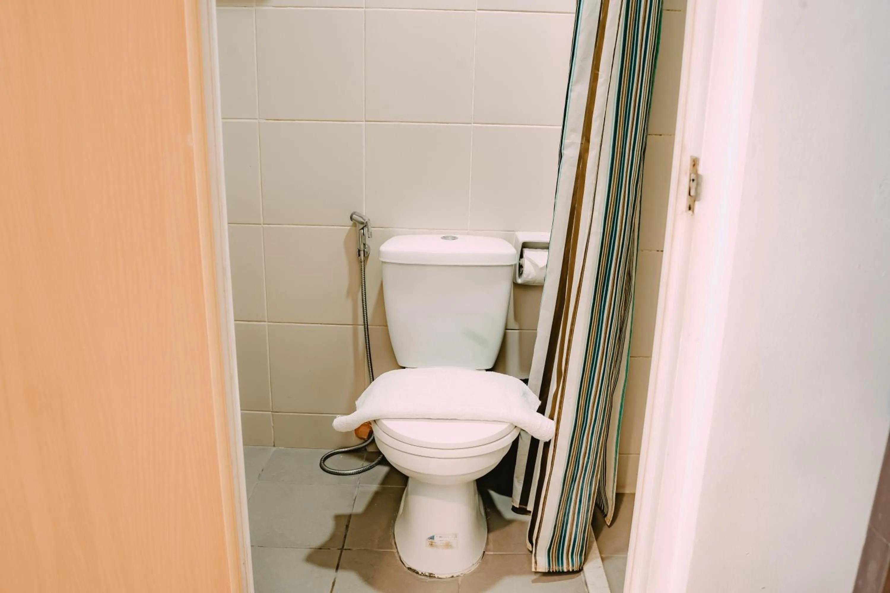 Toilet in I Suites Hotel Malate