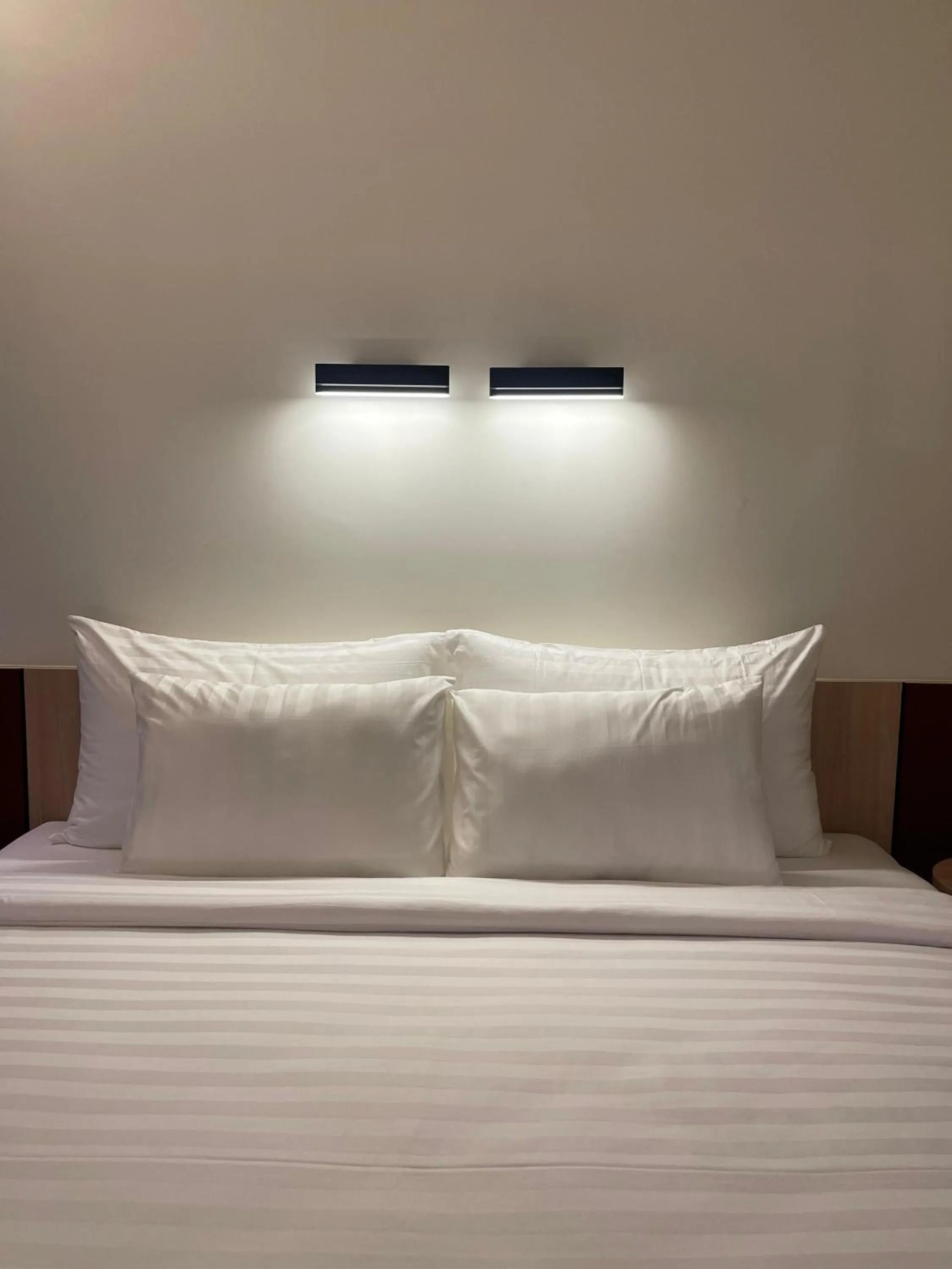 Bed in ATOOI Hotel Alam Sutera
