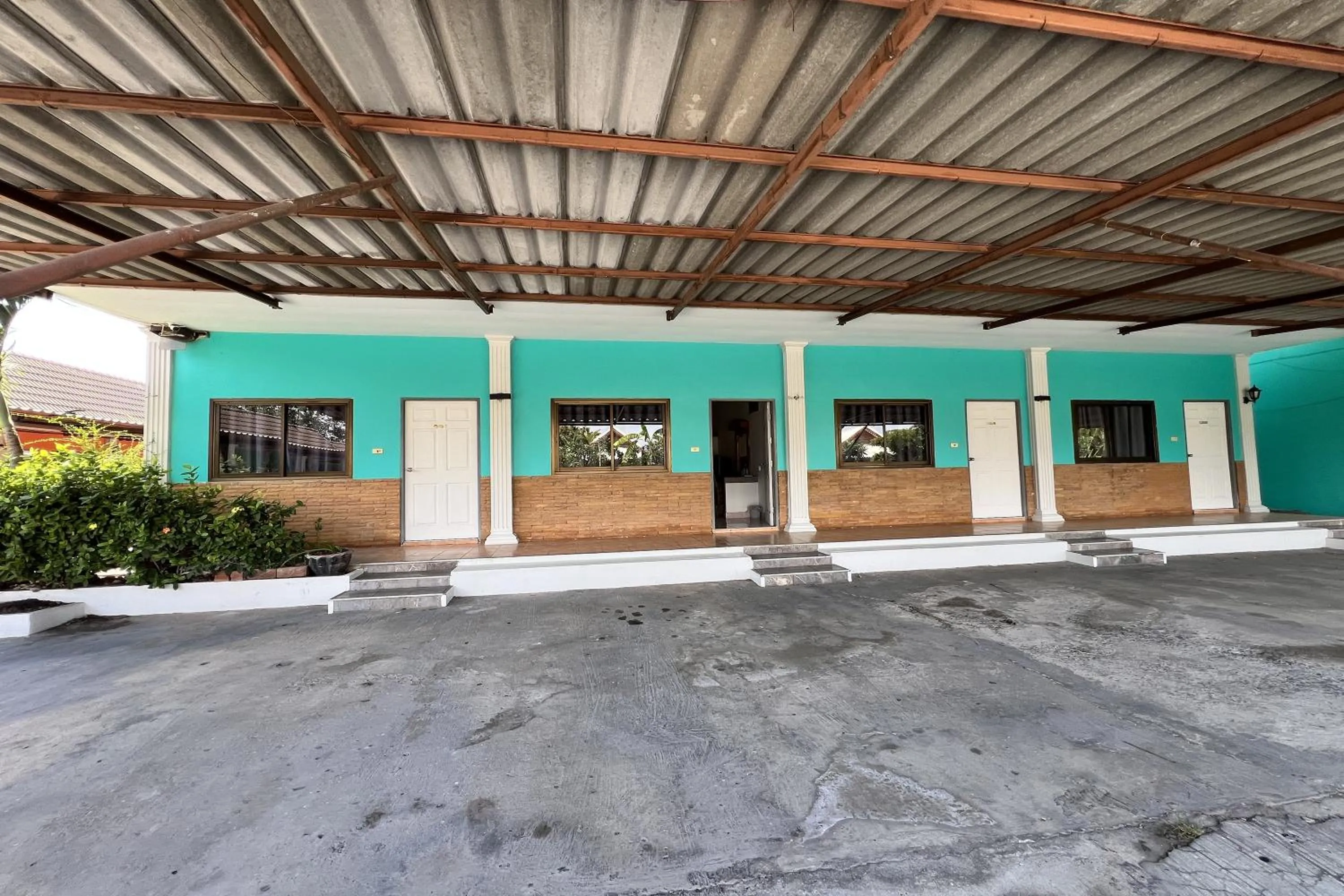 Property building in Paradise Resort Buriram