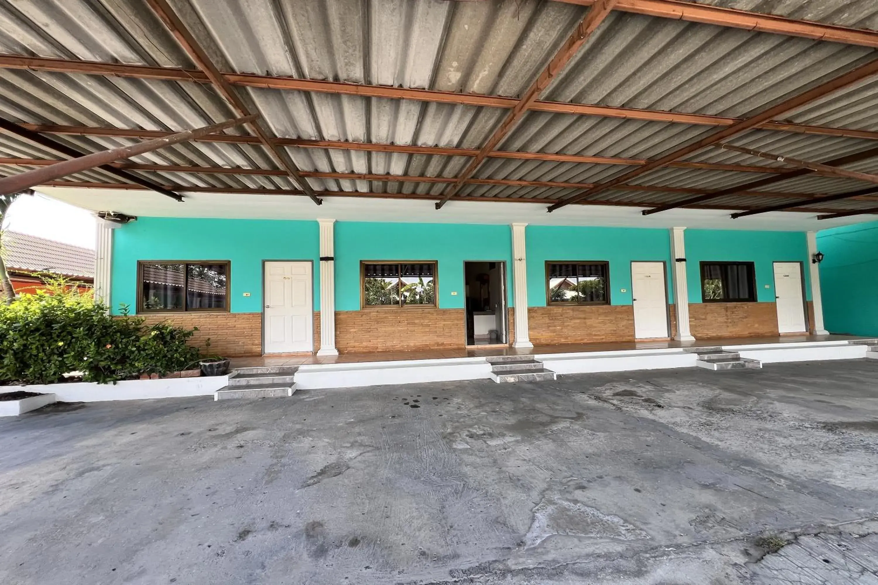 Property building in Paradise Resort Buriram Property building in Paradise Resort Buriram