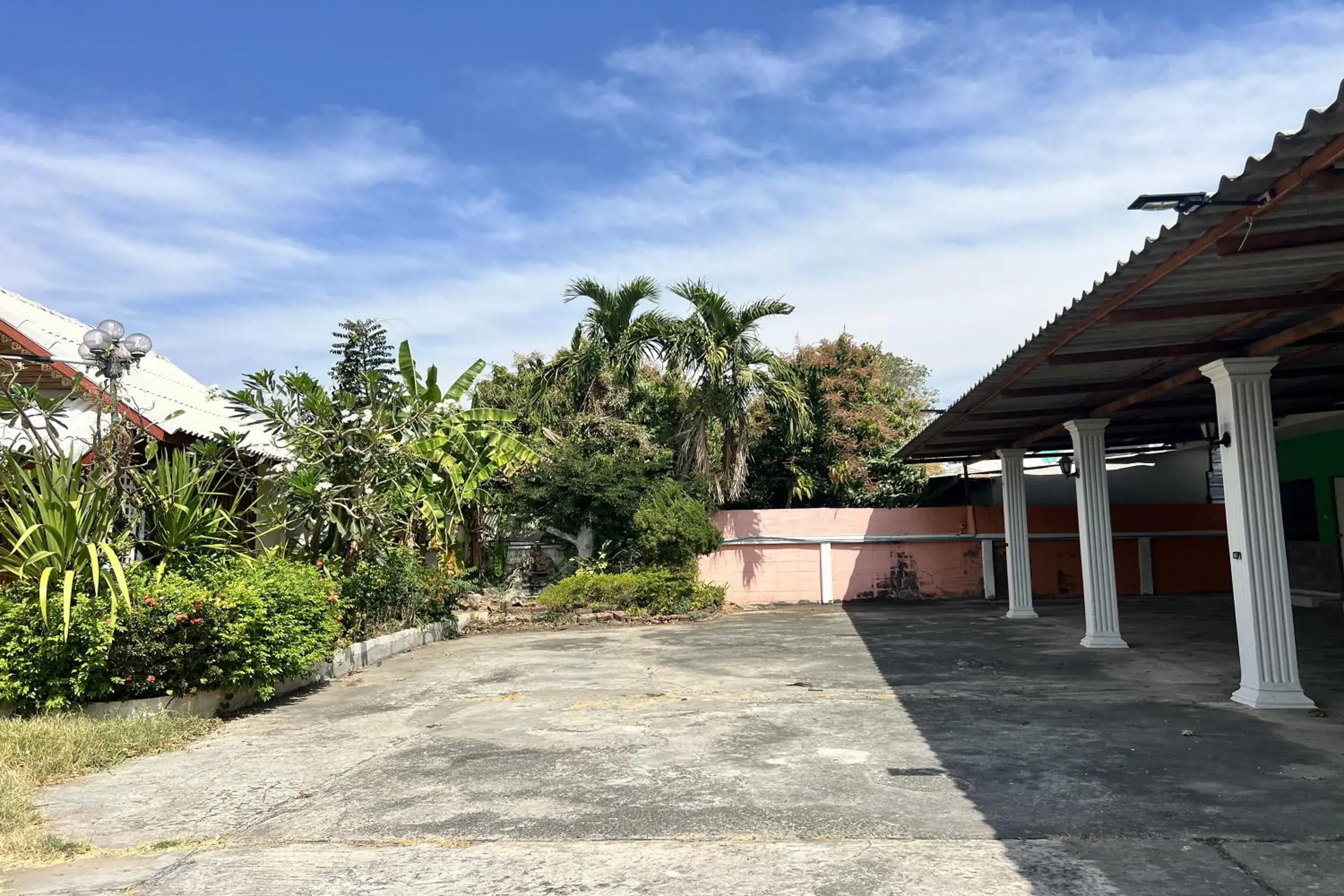 Property building in Paradise Resort Buriram Property building in Paradise Resort Buriram