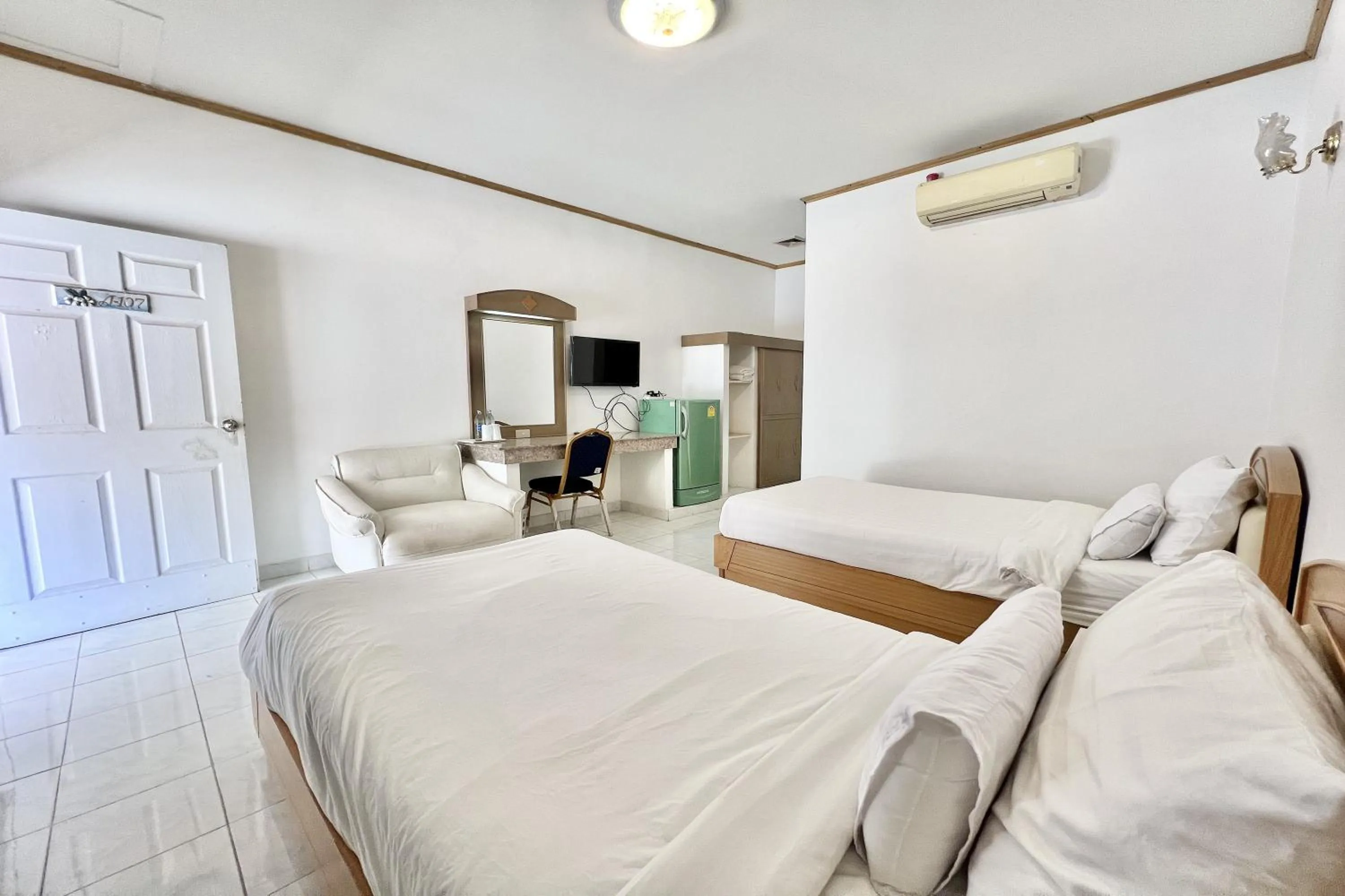 Bed in Paradise Resort Buriram