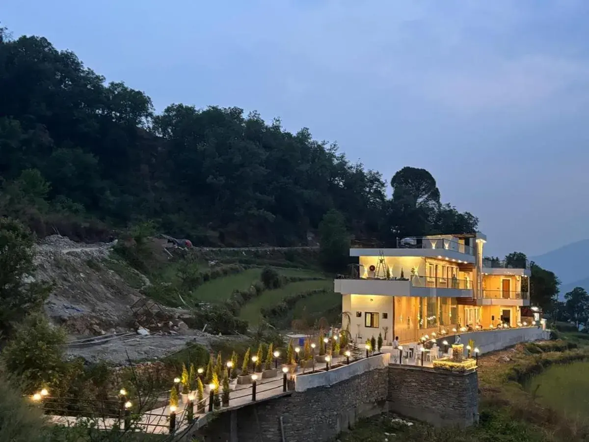 Yashasvi Himalayan Resort Yashasvi Himalayan Resort