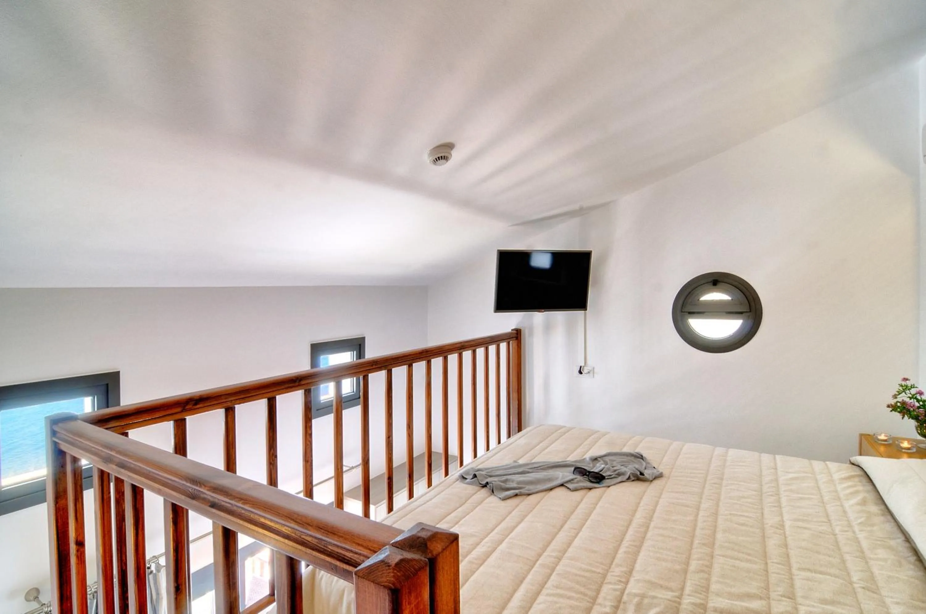 Bed in Myrtos Mare Suites