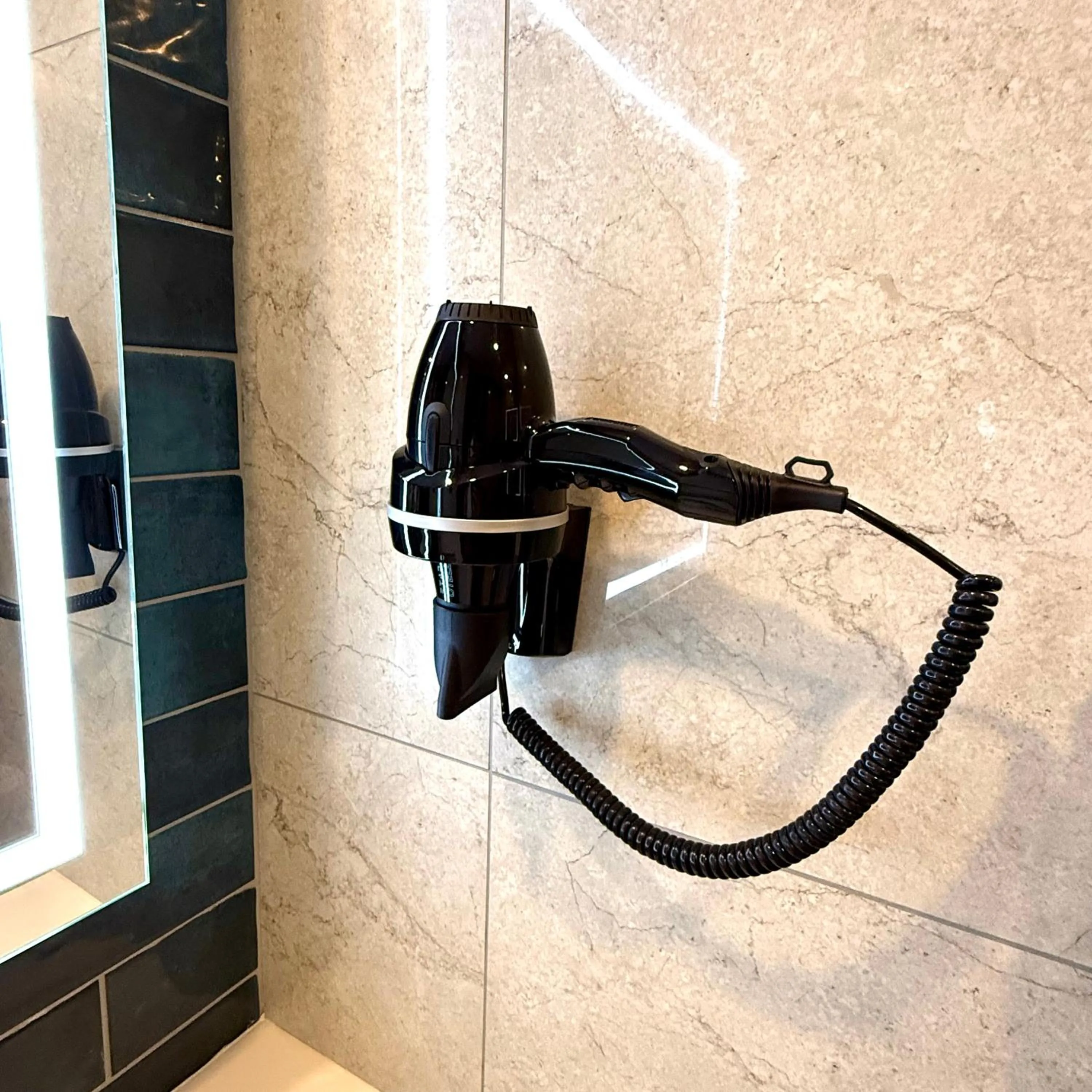 Shower in Sia Hotel Thermal & Spa