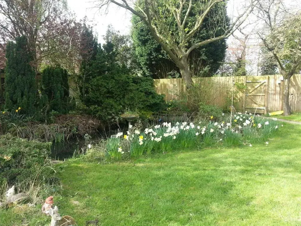 Property building in Beoley Lodge Property building in Beoley Lodge