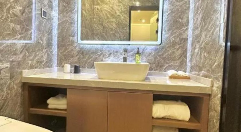 Hongqiao Pujue International Zhongshan Park Metro Station