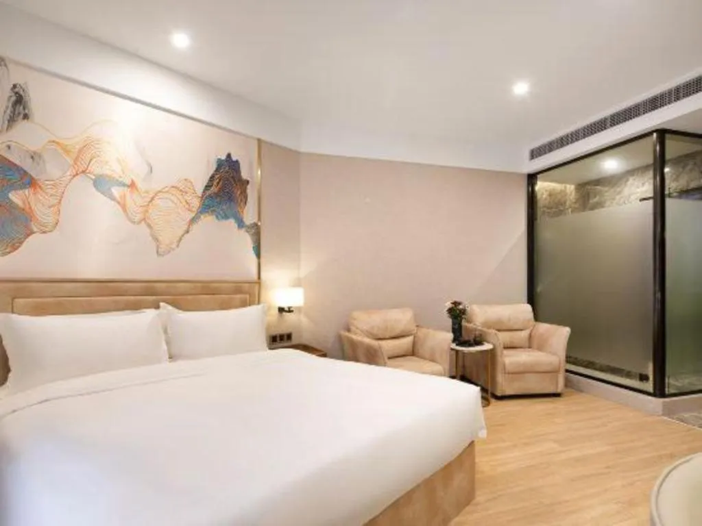 Bed in Hongqiao Pujue International Zhongshan Park Metro Station