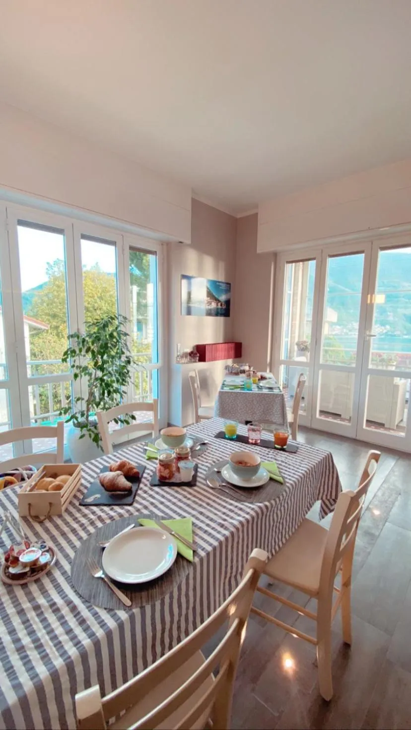 Restaurant/places to eat in B&B Panorama Iseo