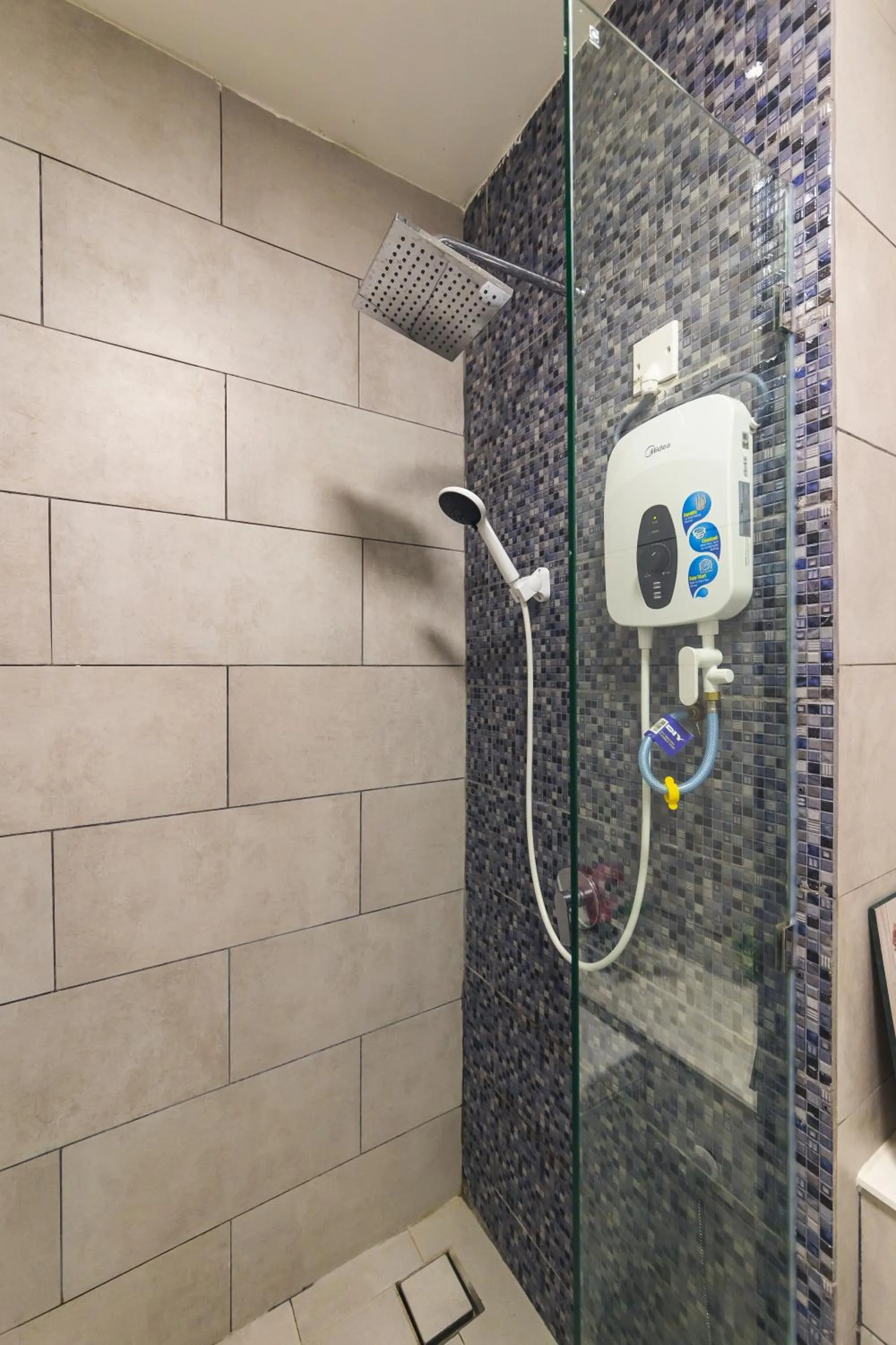 5StarPanda Seaview Suites at The Shore Kota Kinabalu