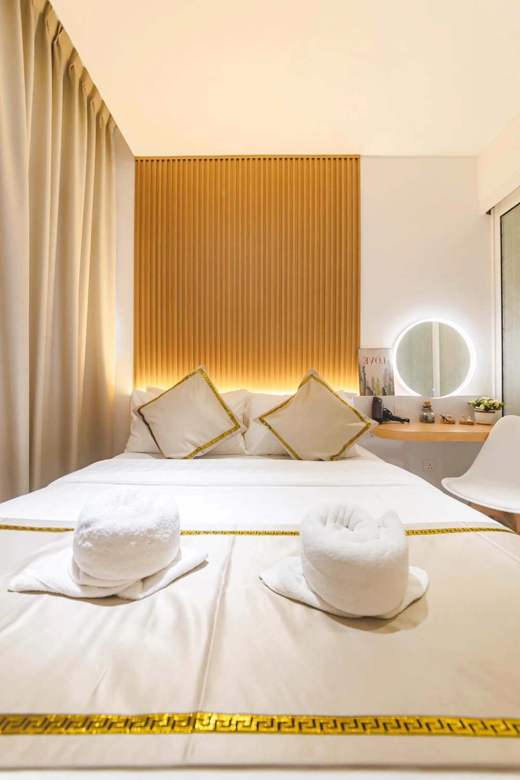 Bed in 5StarPanda Seaview Suites at The Shore Kota Kinabalu