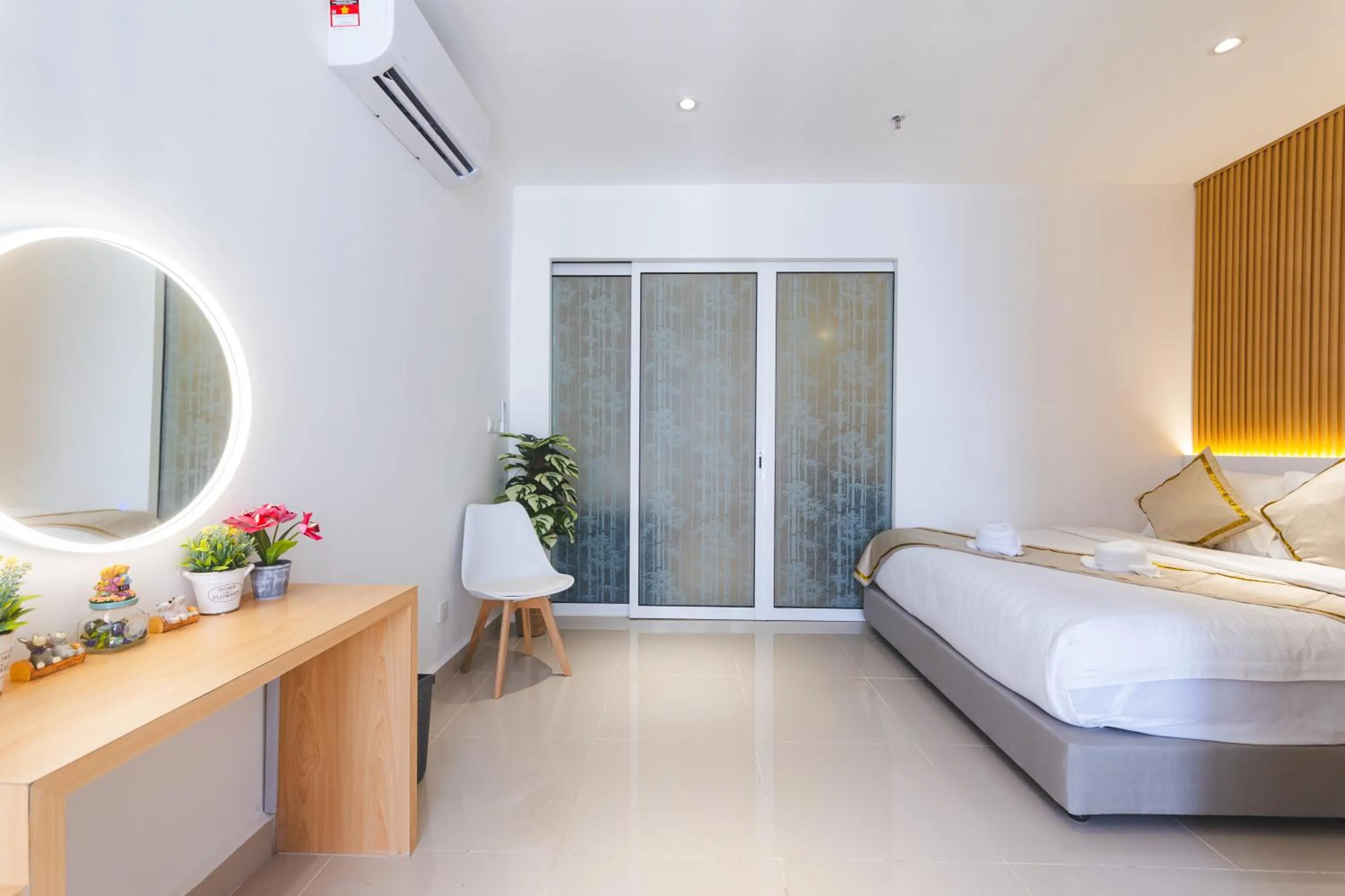 Bed in 5StarPanda Seaview Suites at The Shore Kota Kinabalu