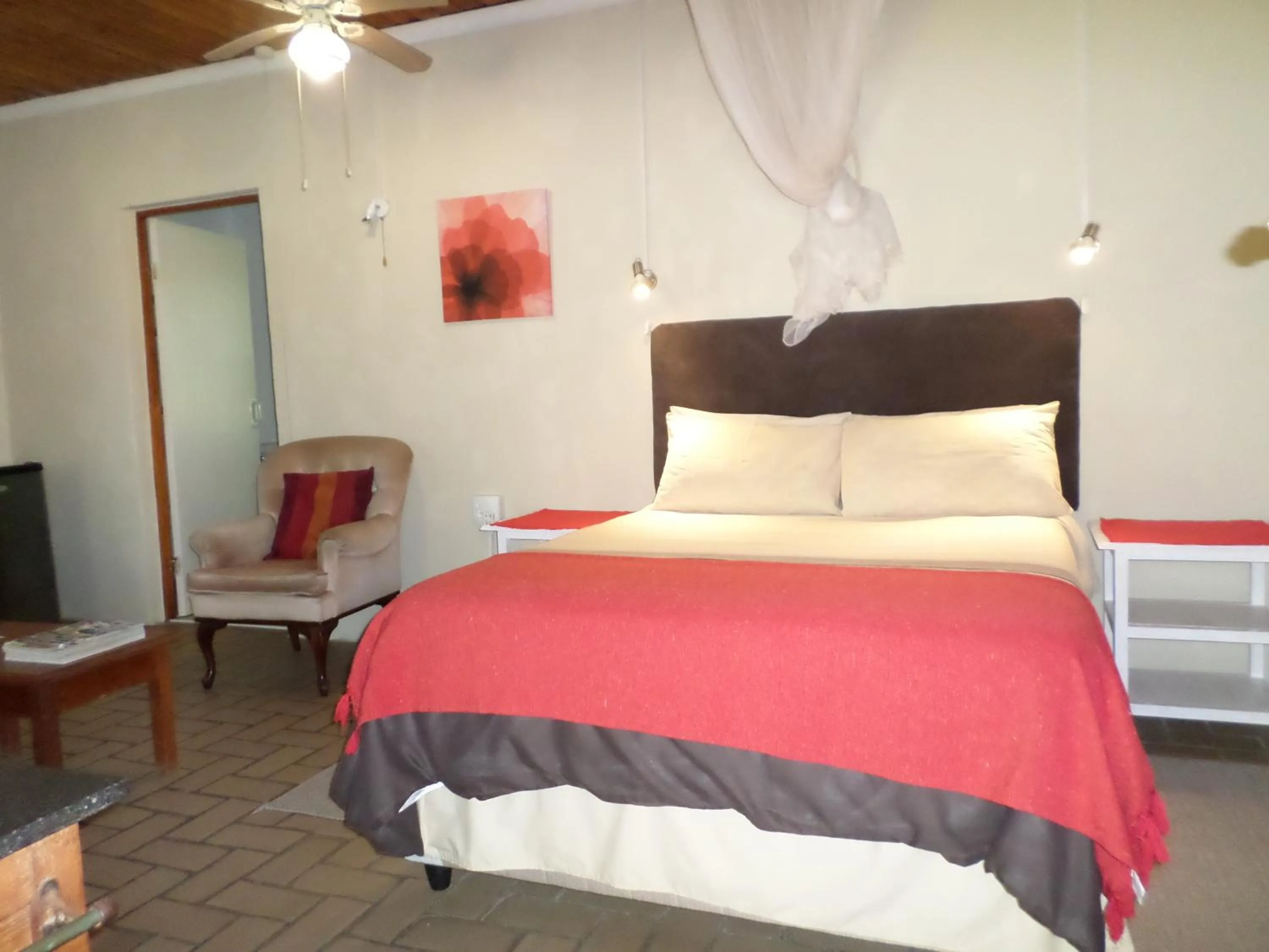 Bedroom, Bed in Geckos B&B and Self-catering