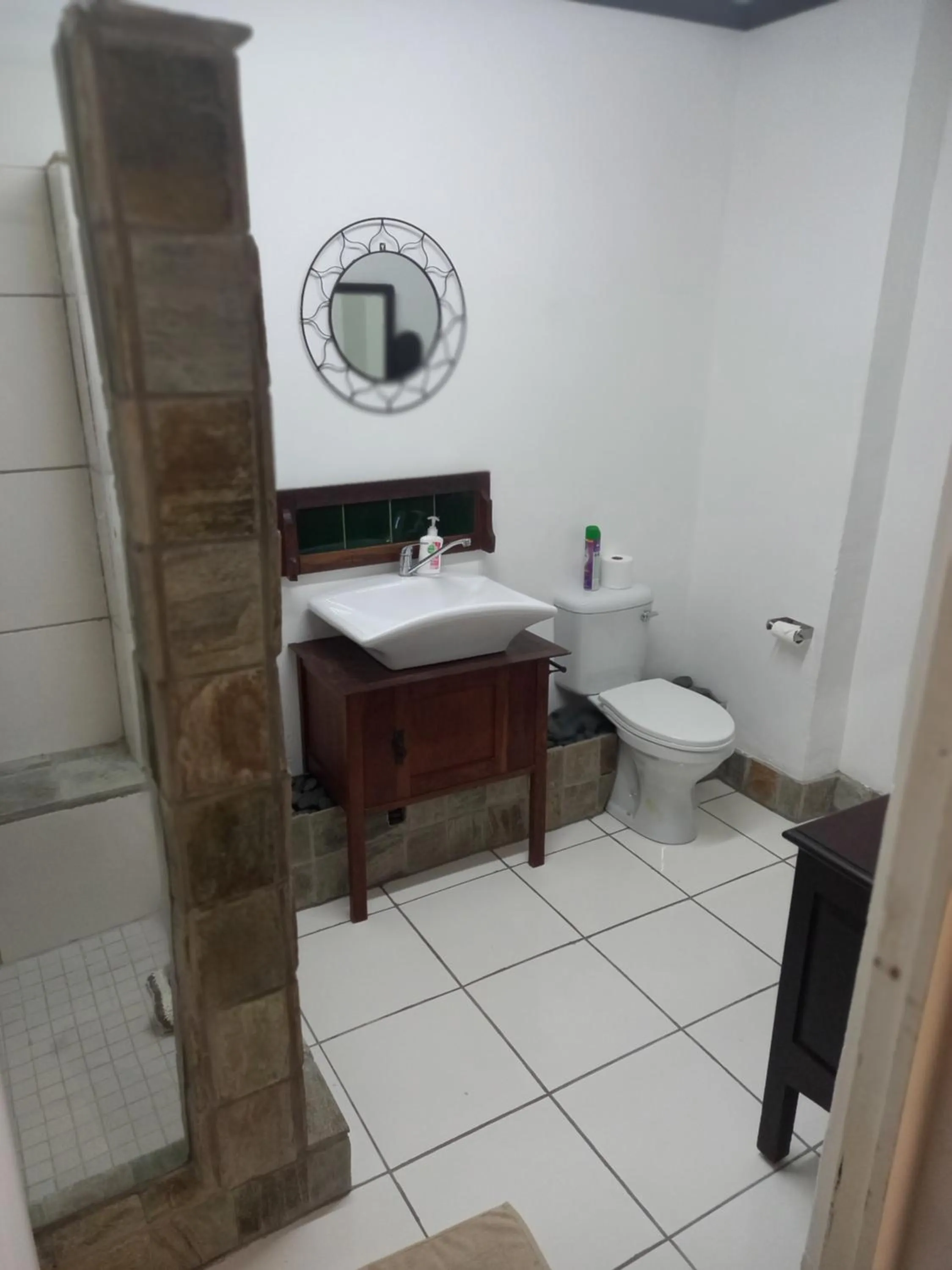 Bathroom in Geckos B&B and Self-catering