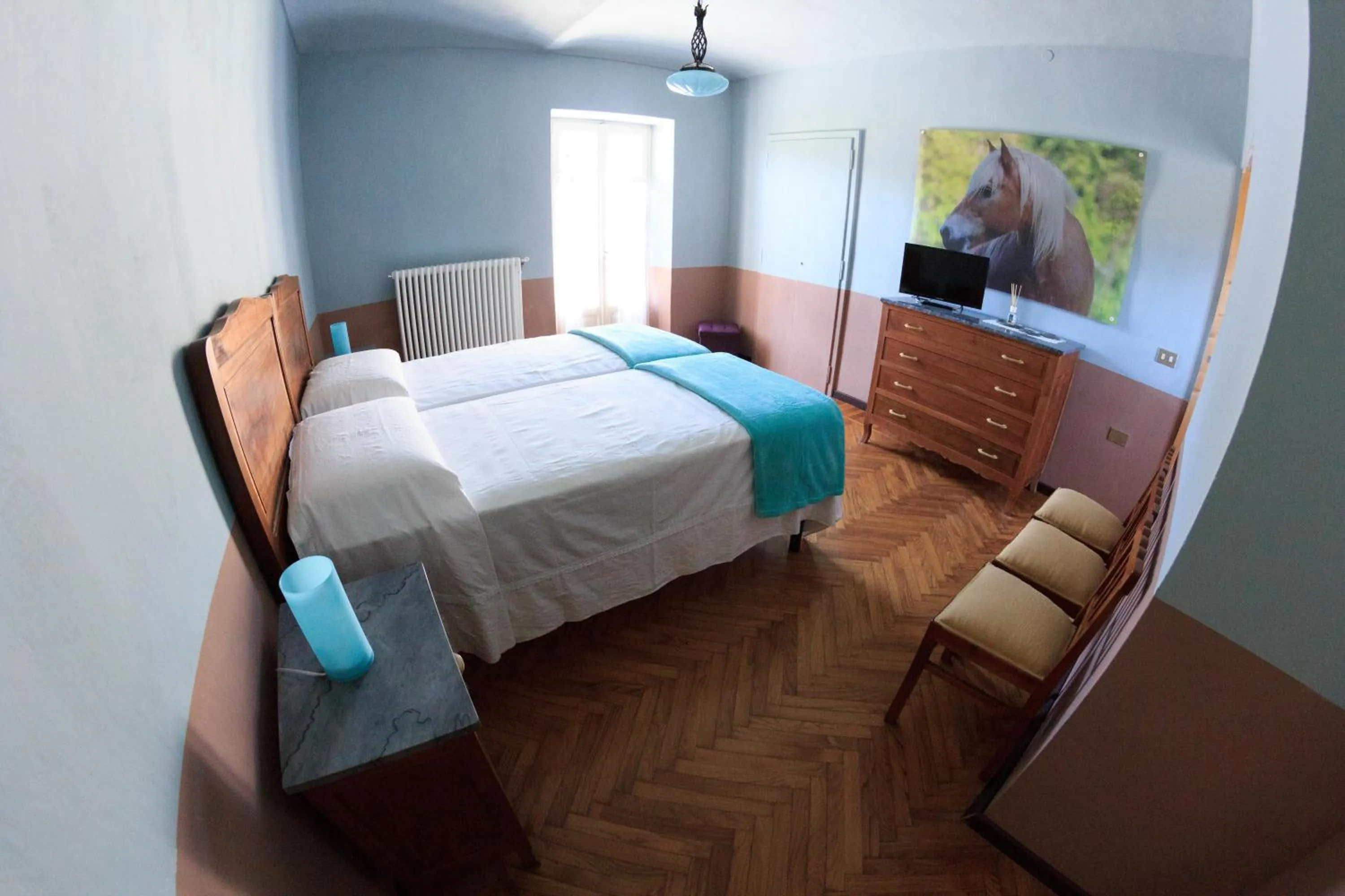 Photo of the whole room, Bed in B&B Lo Scudiero