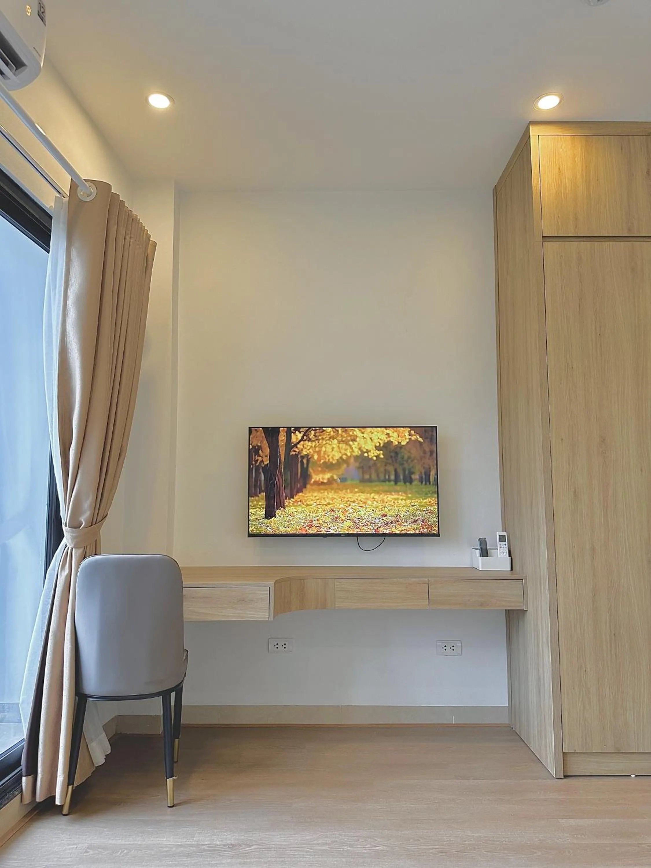 Happy Home - Big Balcony - Best Location