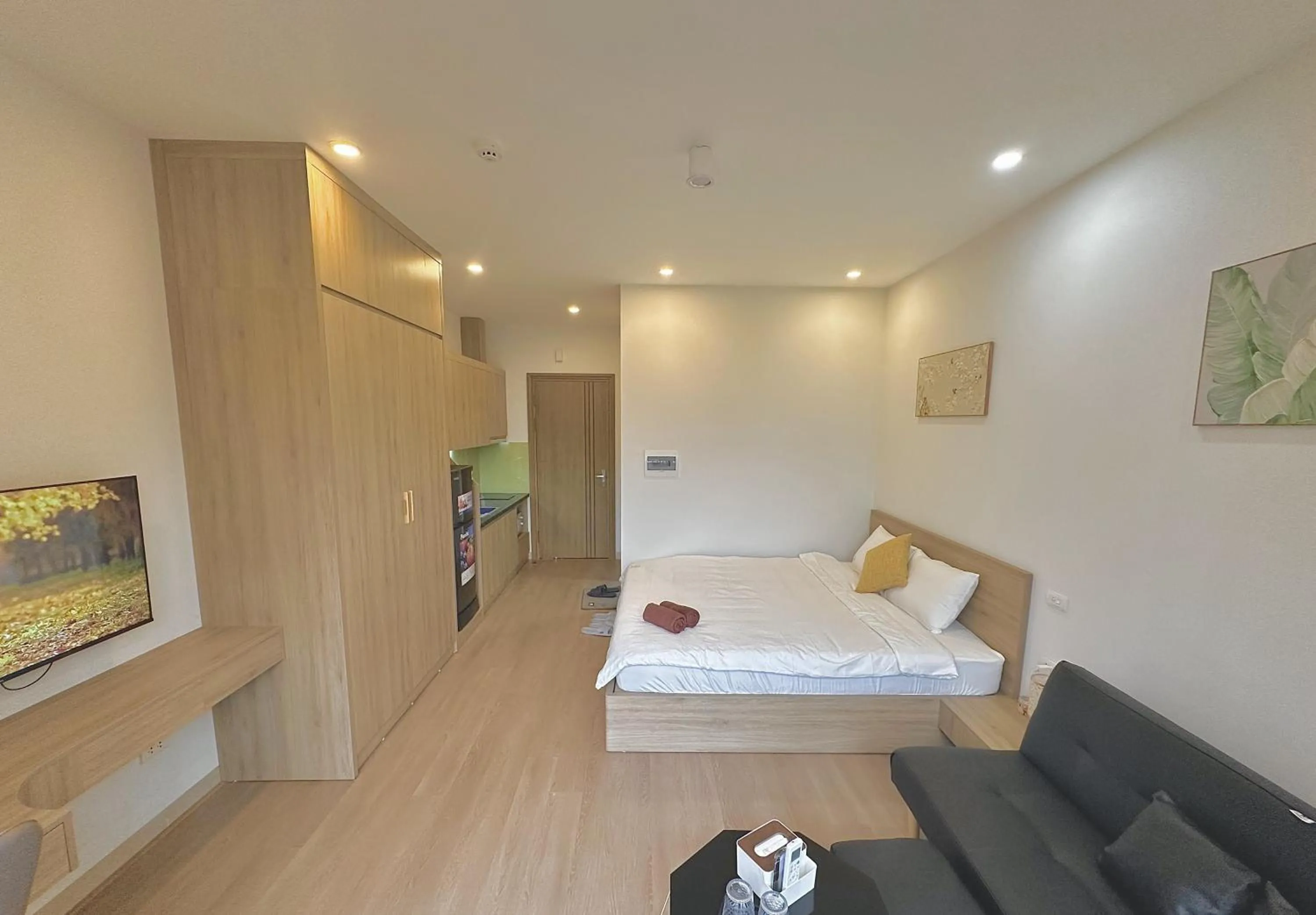 Bed in Happy Home - Big Balcony - Best Location
