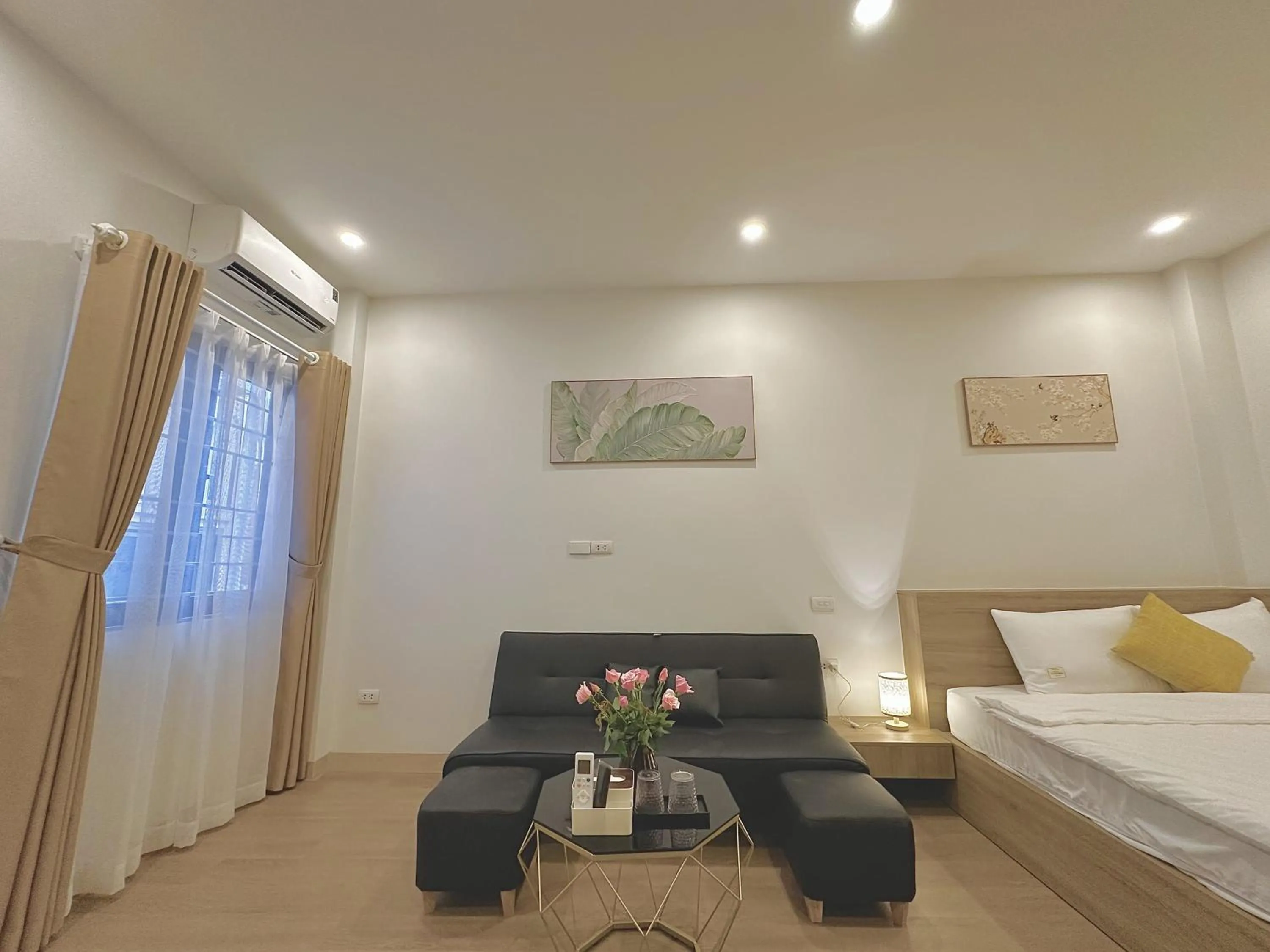 Bed in Happy Home - Big Balcony - Best Location