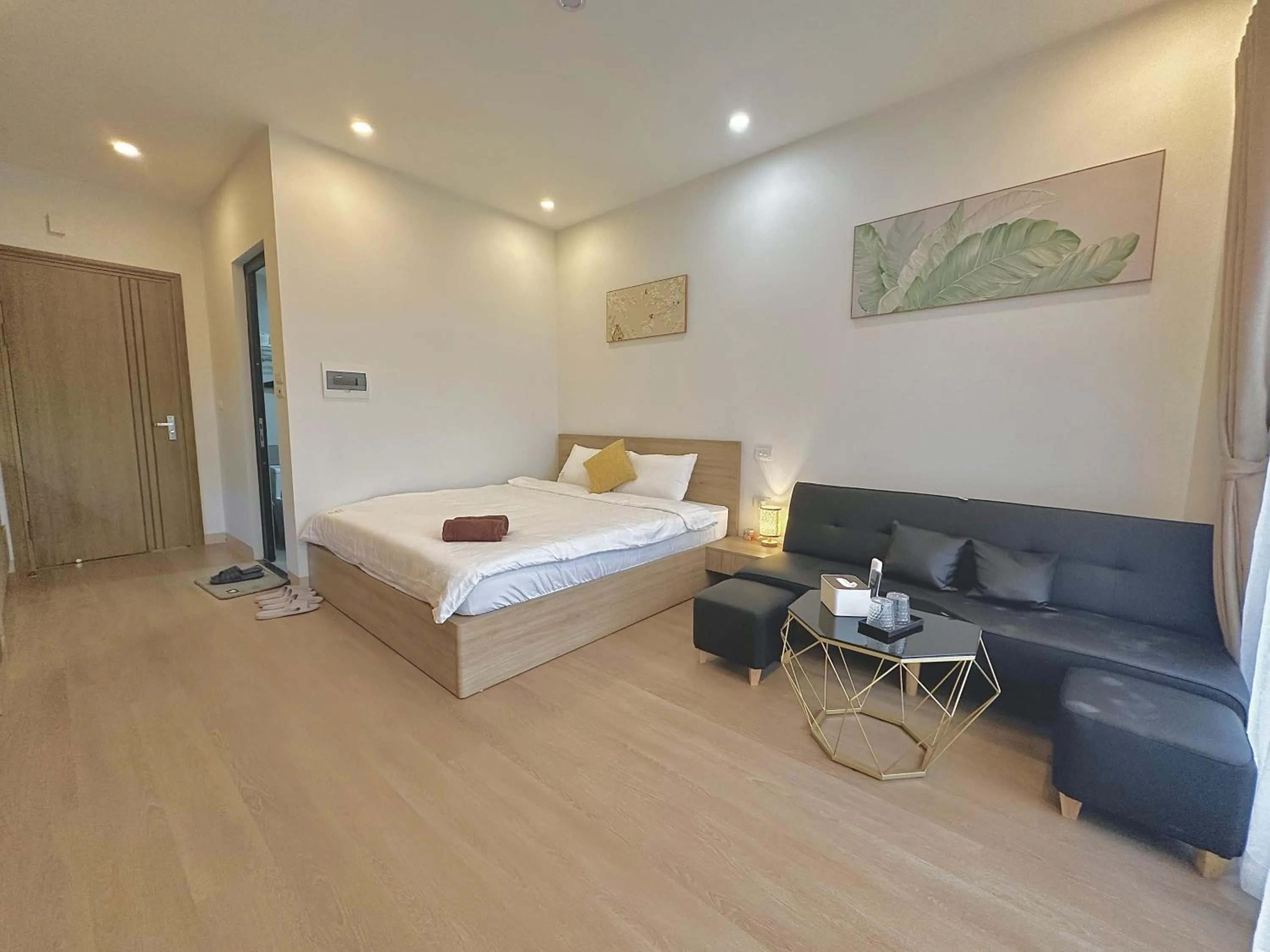 Bed in Happy Home - Big Balcony - Best Location