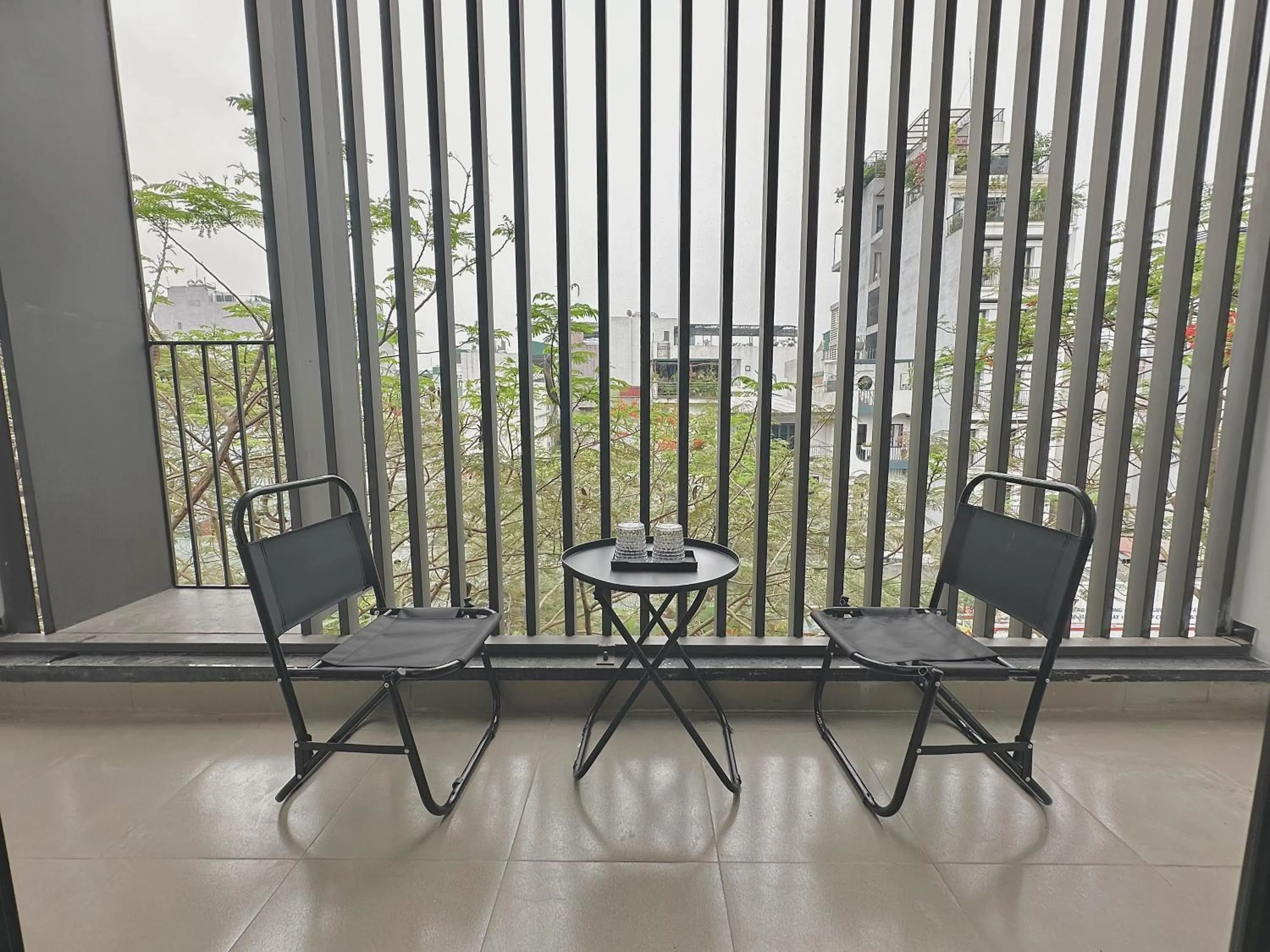 Happy Home - Big Balcony - Best Location