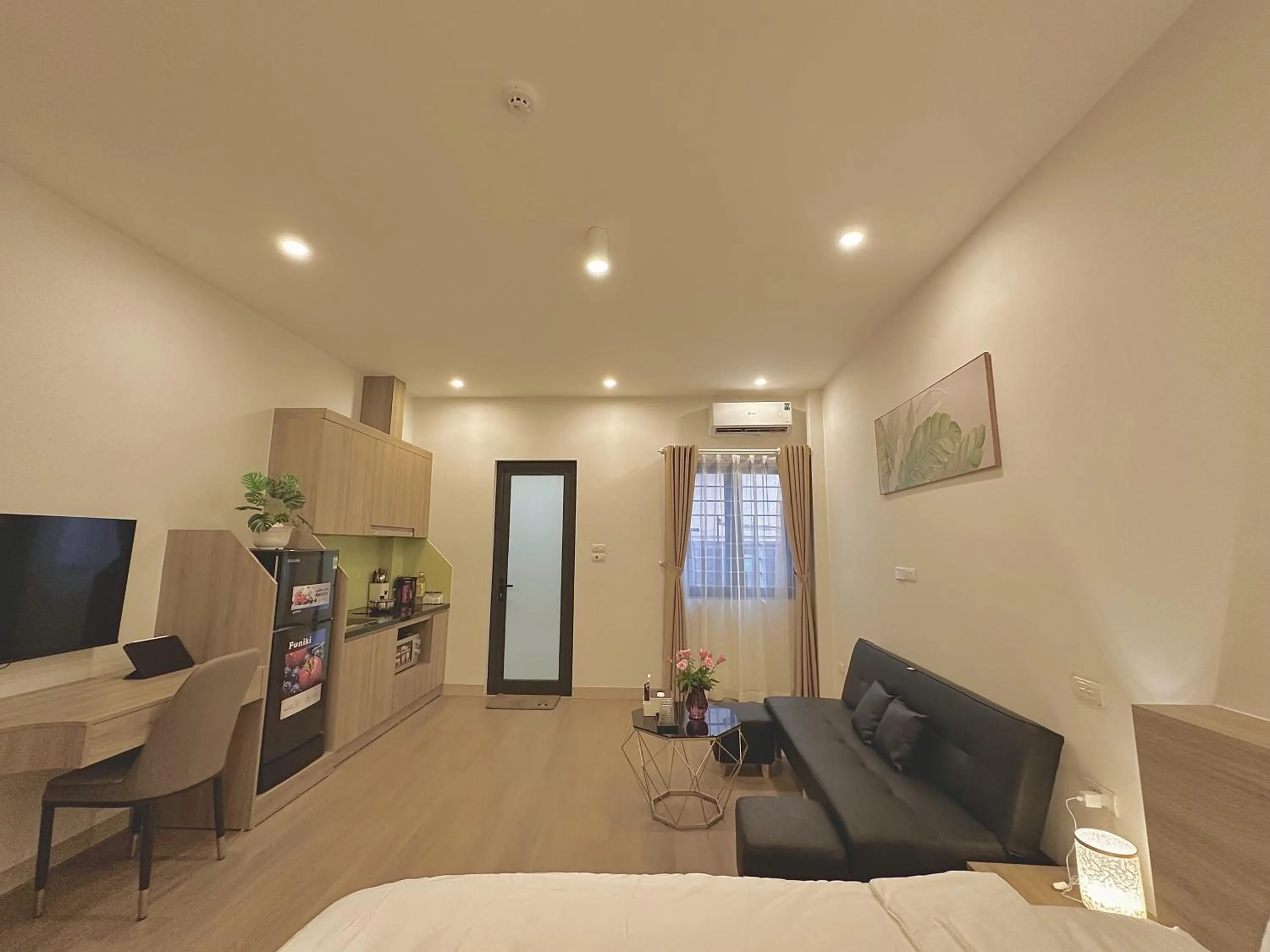 Bed in Happy Home - Big Balcony - Best Location