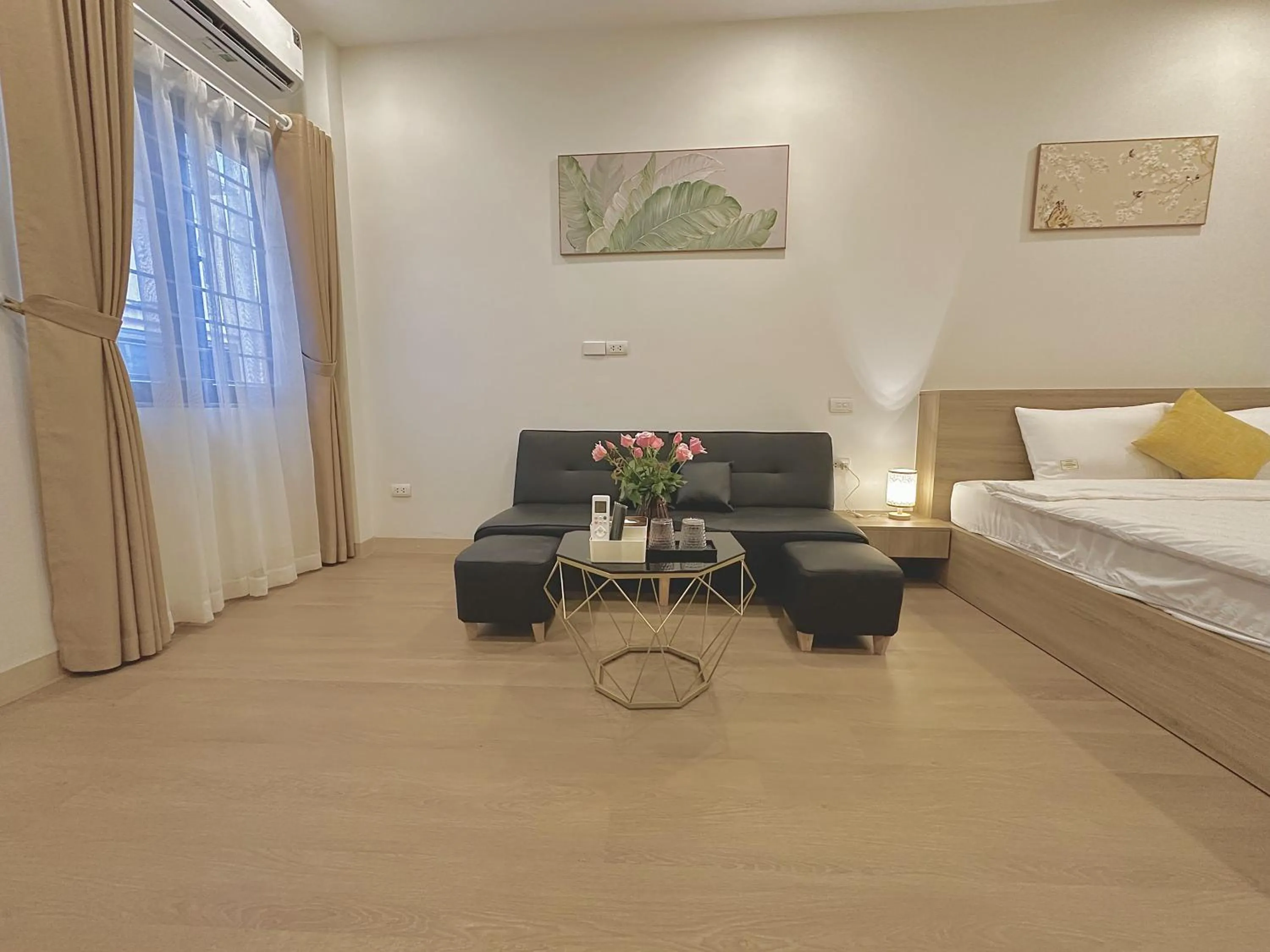 Bed in Happy Home - Big Balcony - Best Location