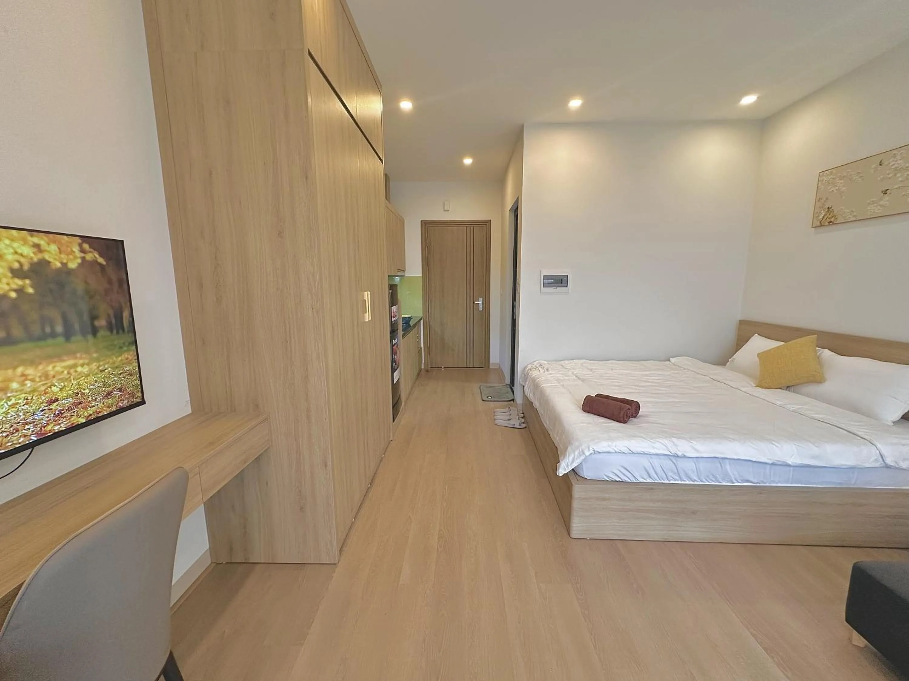 Bed in Happy Home - Big Balcony - Best Location