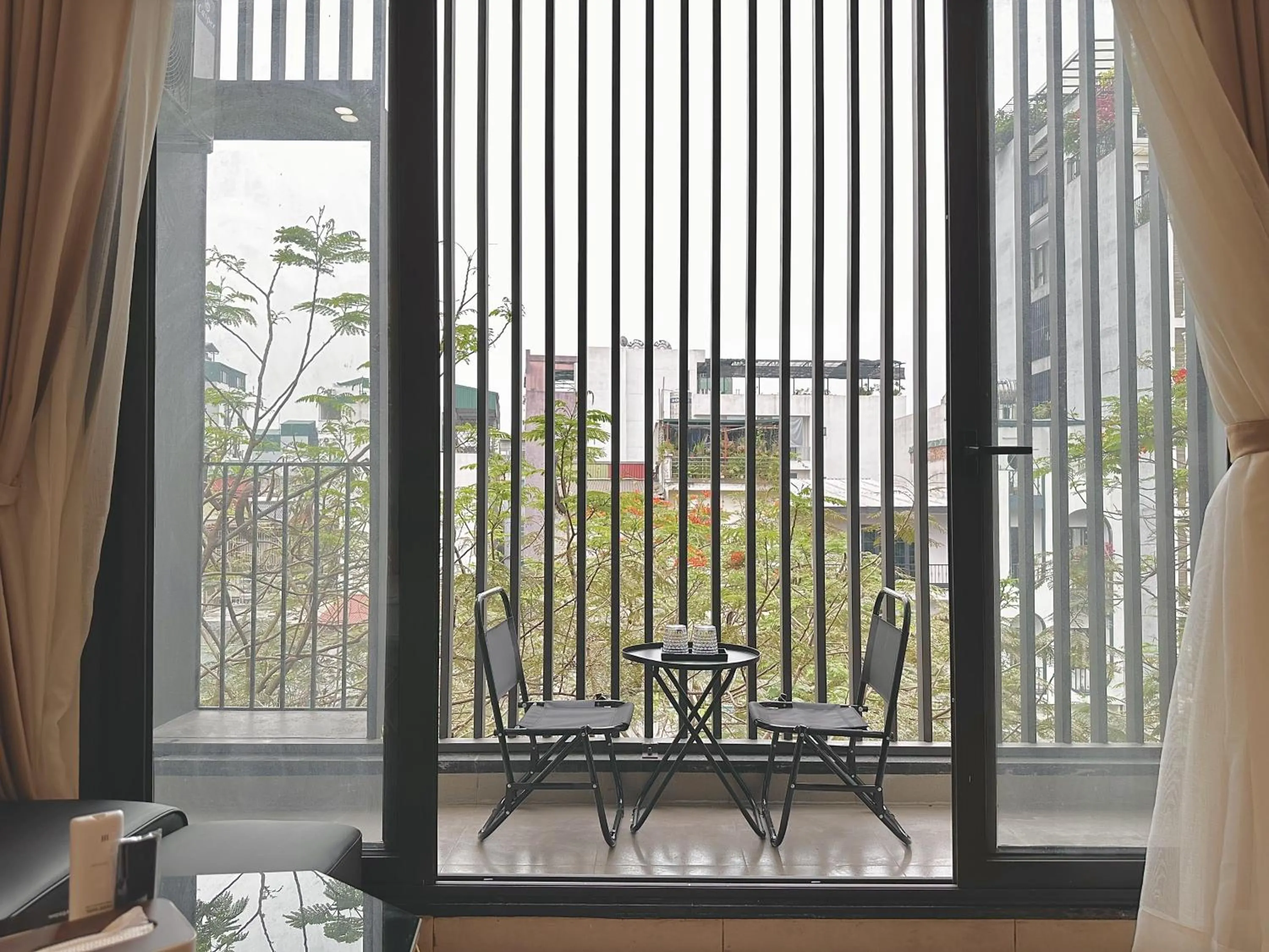 Happy Home - Big Balcony - Best Location