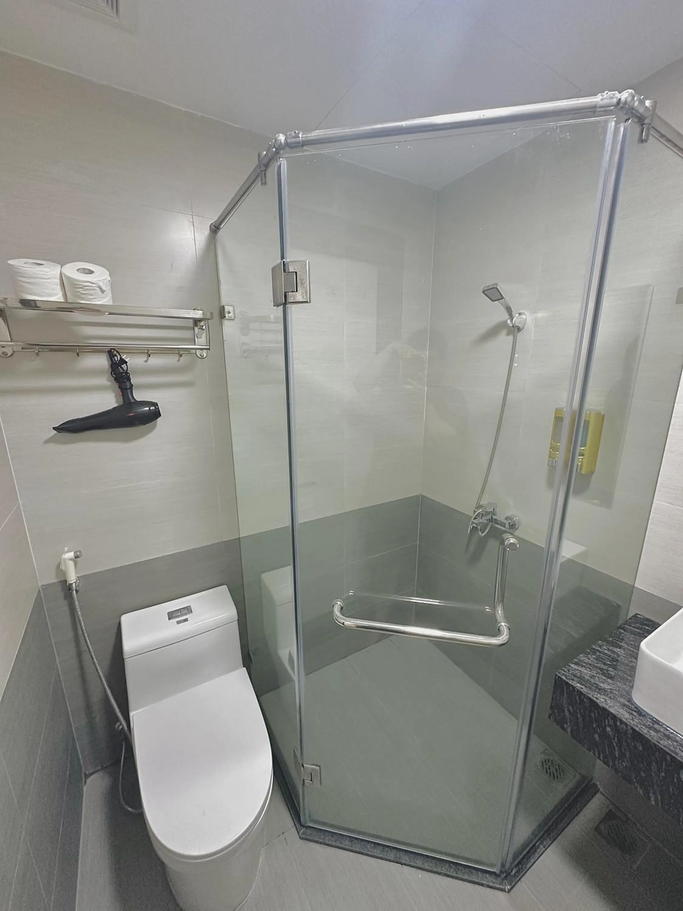 Shower in Happy Home - Big Balcony - Best Location