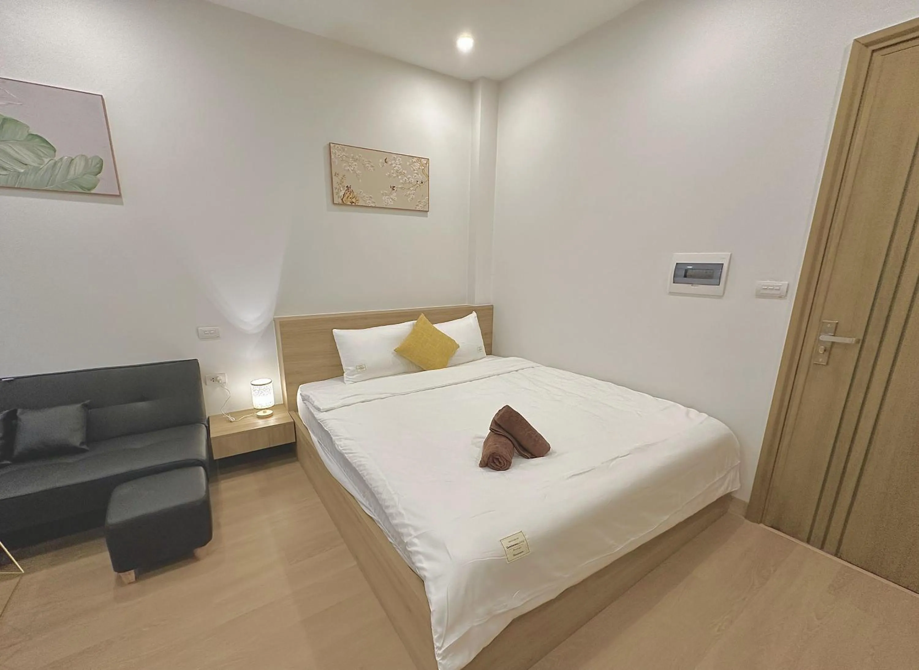 Bed in Happy Home - Big Balcony - Best Location