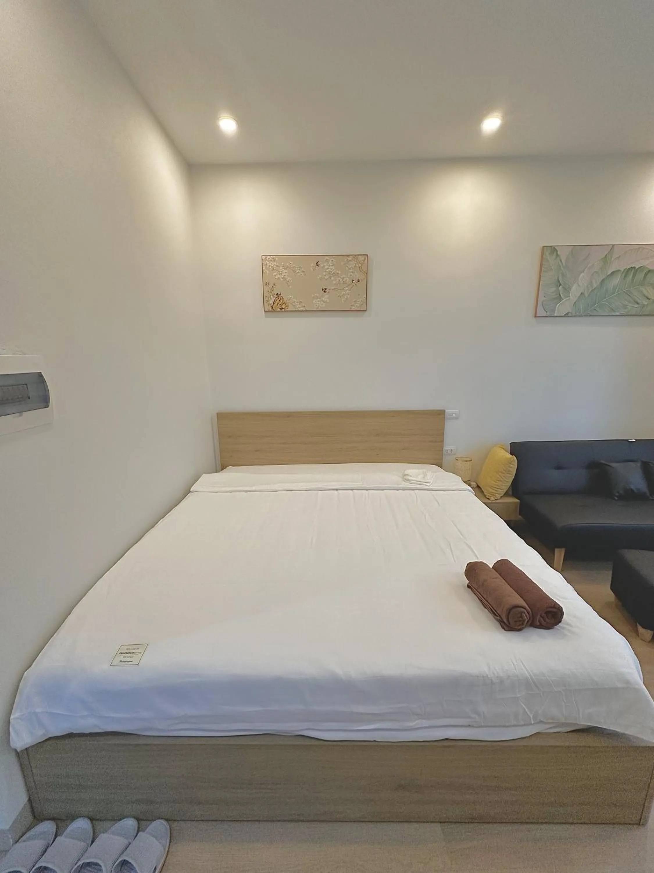 Bed in Happy Home - Big Balcony - Best Location