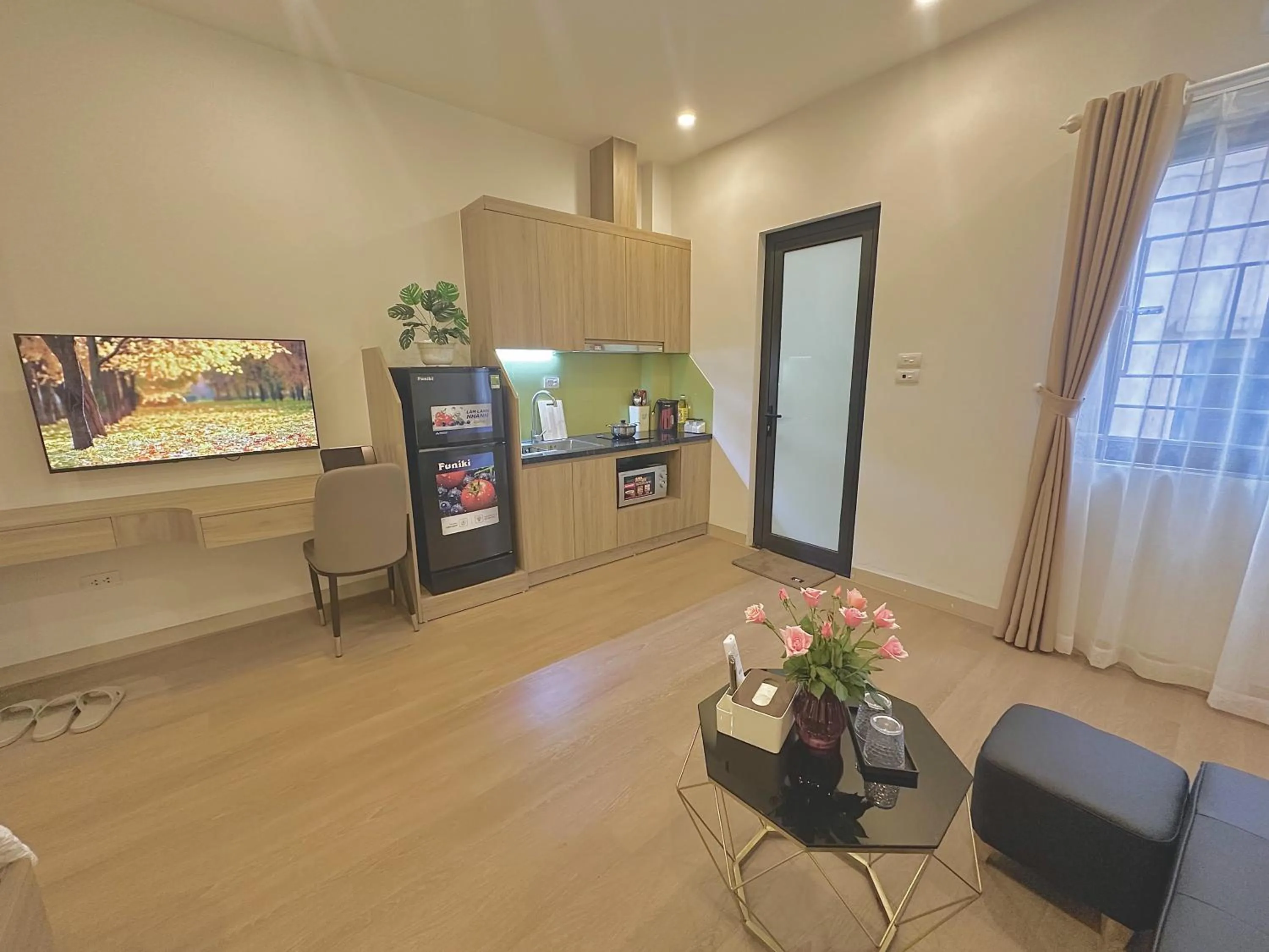 Happy Home - Big Balcony - Best Location