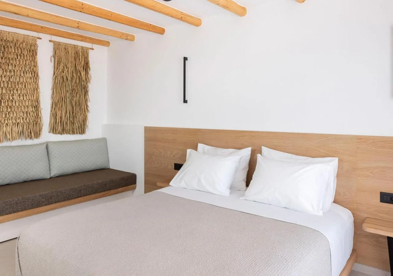 Bedroom, Bed in Kalea Suites