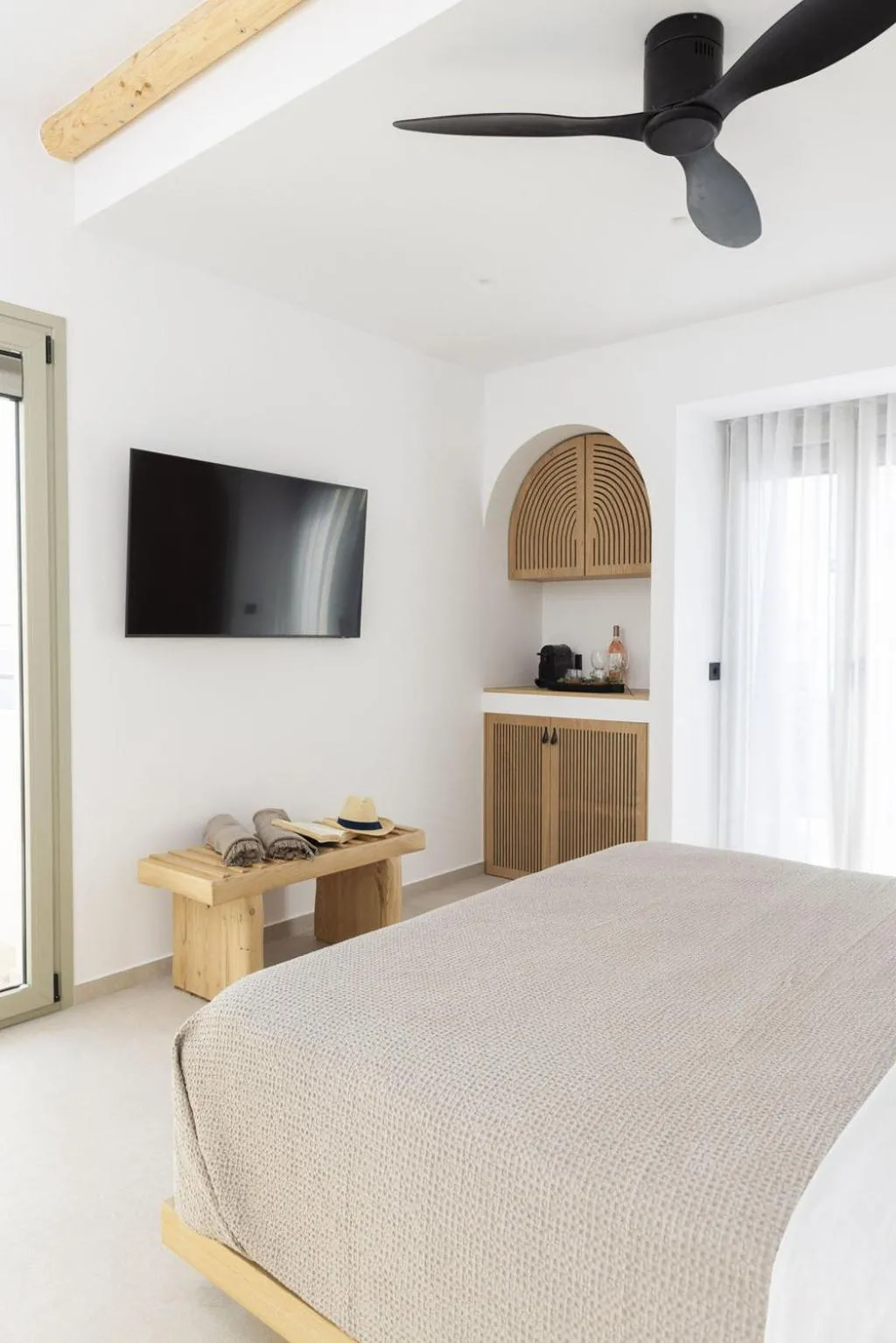 Bed in Kalea Suites